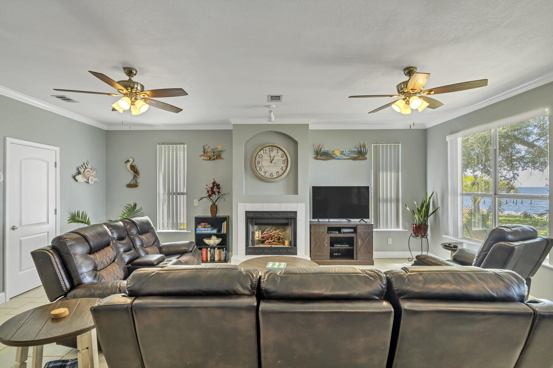 LAGNIAPPE BEACH - Residential