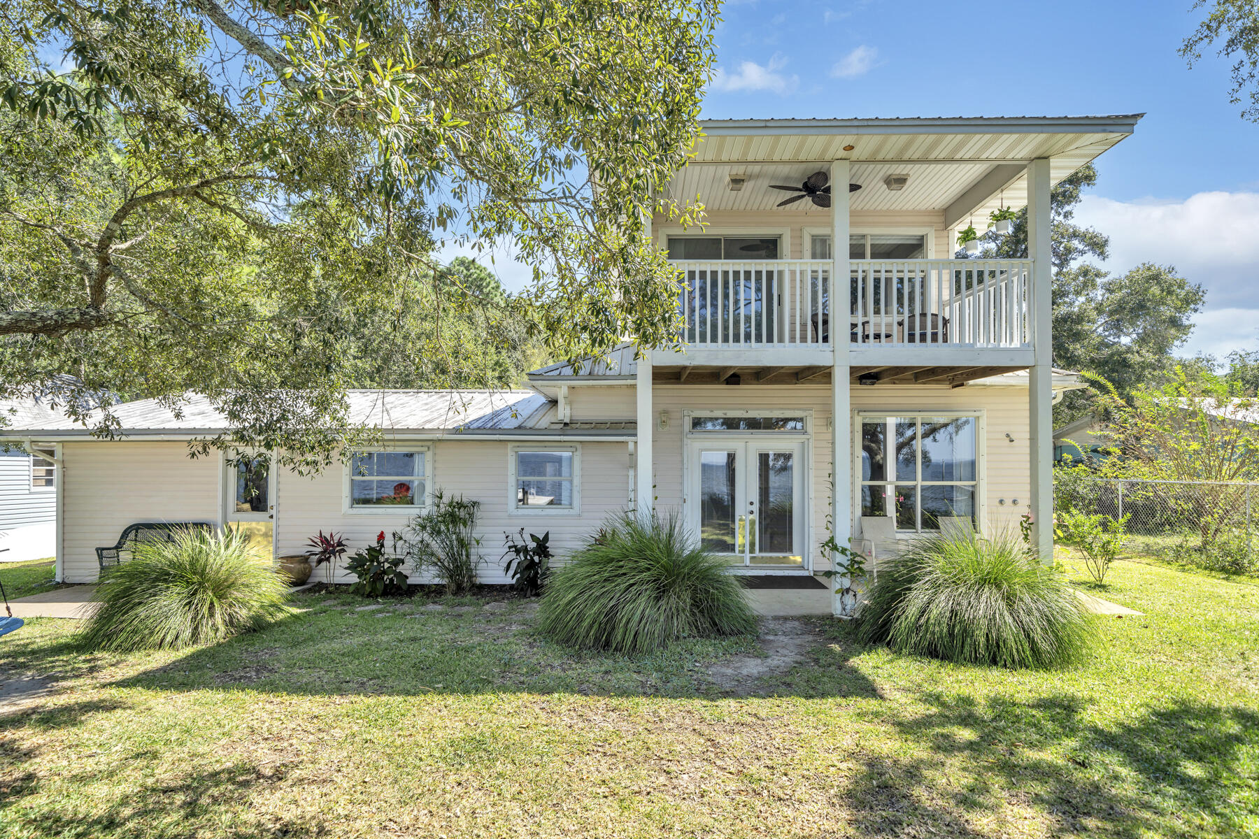 LAGNIAPPE BEACH - Residential