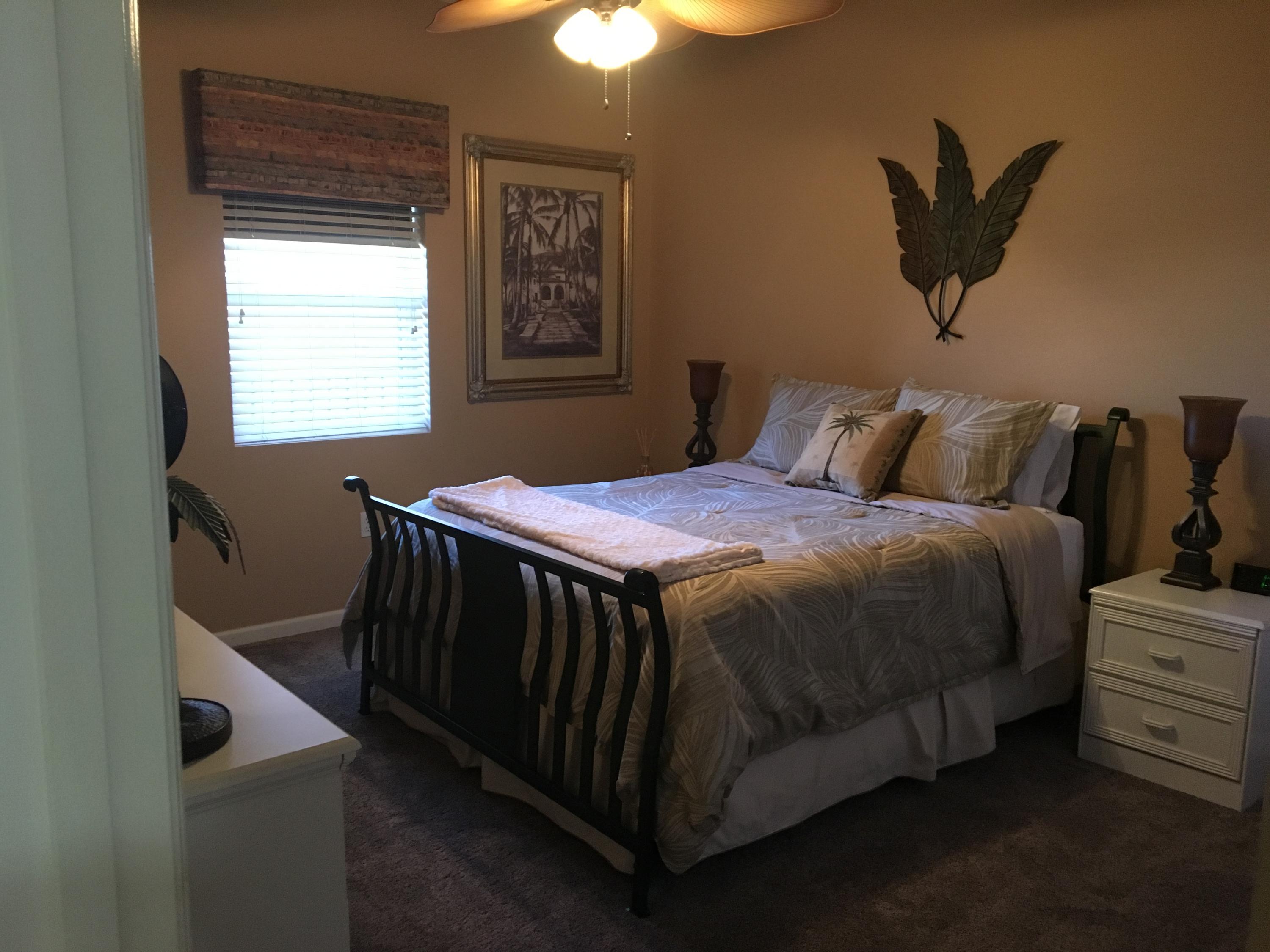 EMERALD WATERS CONDO - Residential
