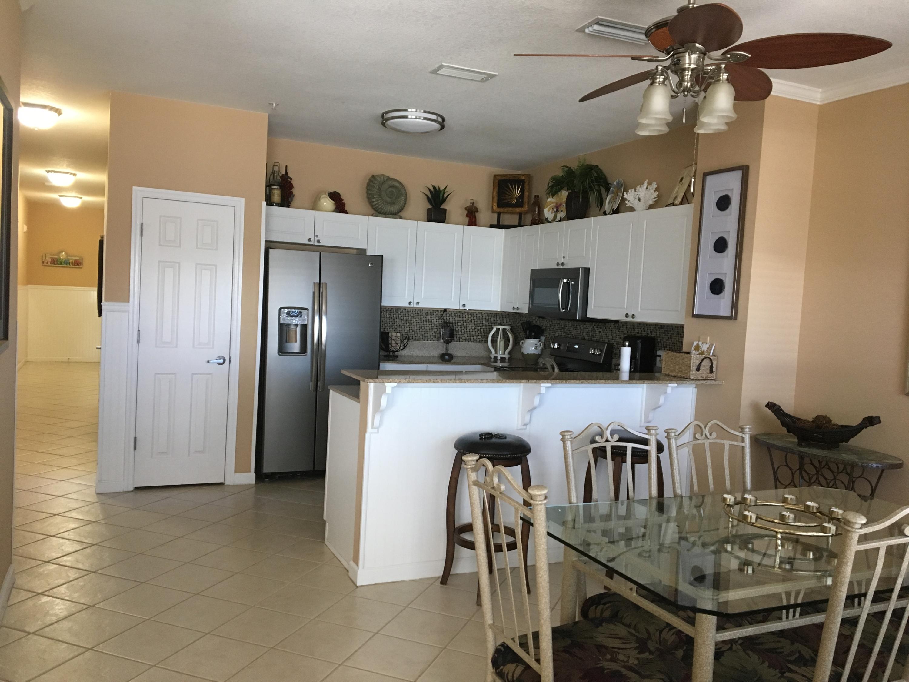 EMERALD WATERS CONDO - Residential