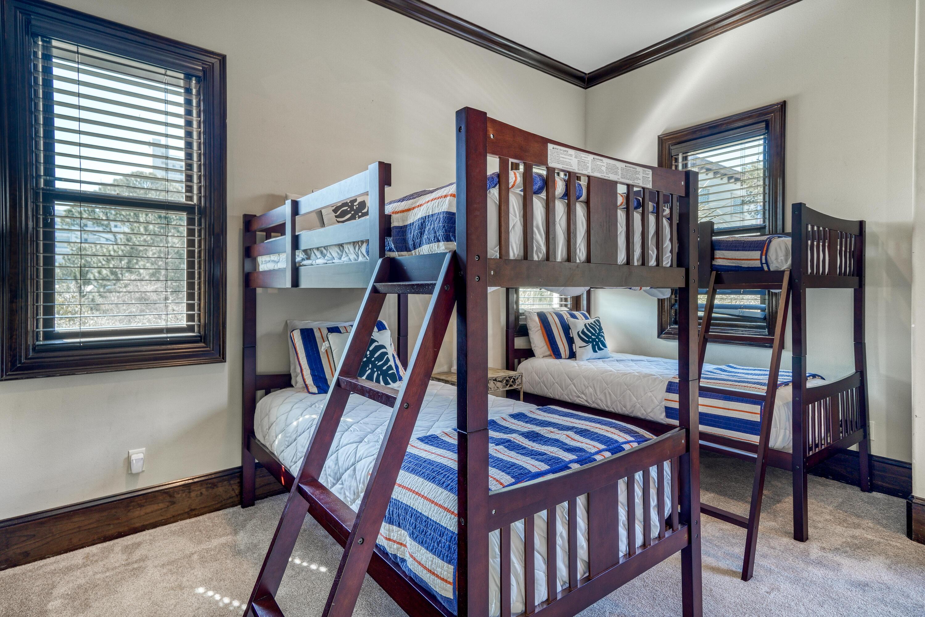 PALMEIRA VILLAS AT SEAGROVE BEACH - Residential