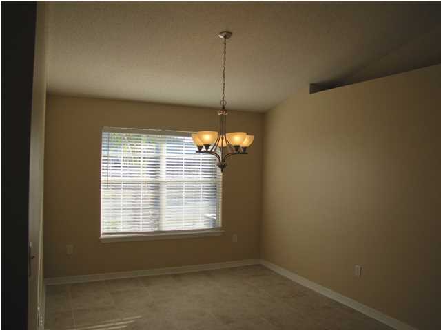 PARADISE RETREAT - Residential Lease