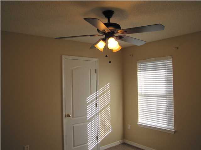 PARADISE RETREAT - Residential Lease