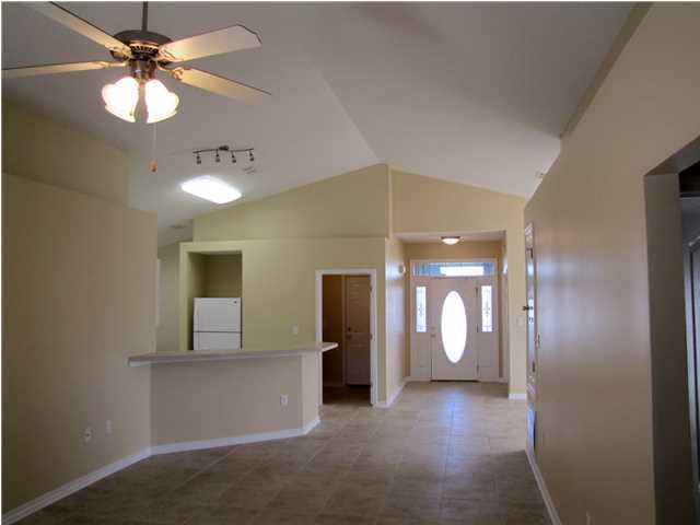 PARADISE RETREAT - Residential Lease