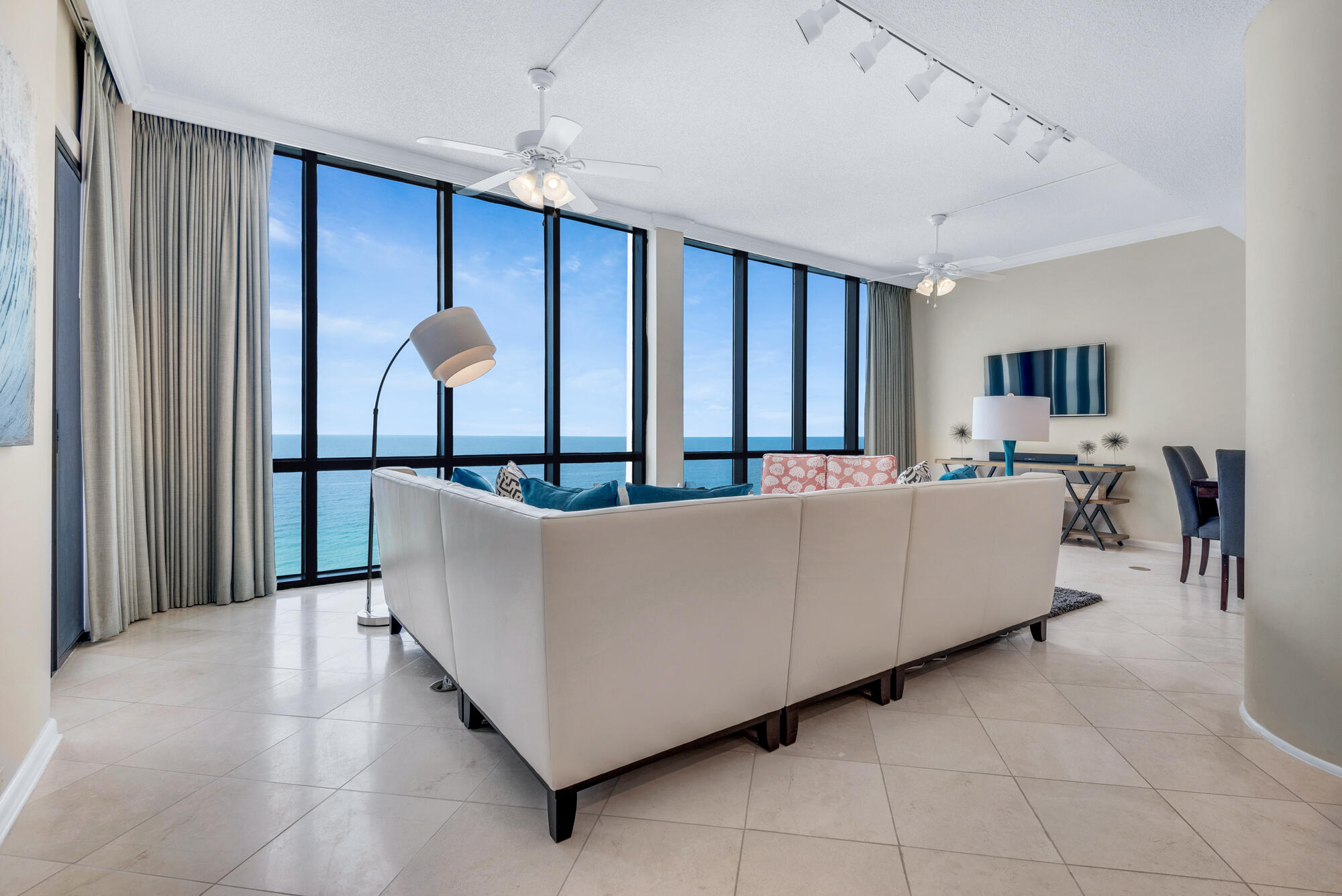EMERALD TOWERS CONDO - Residential