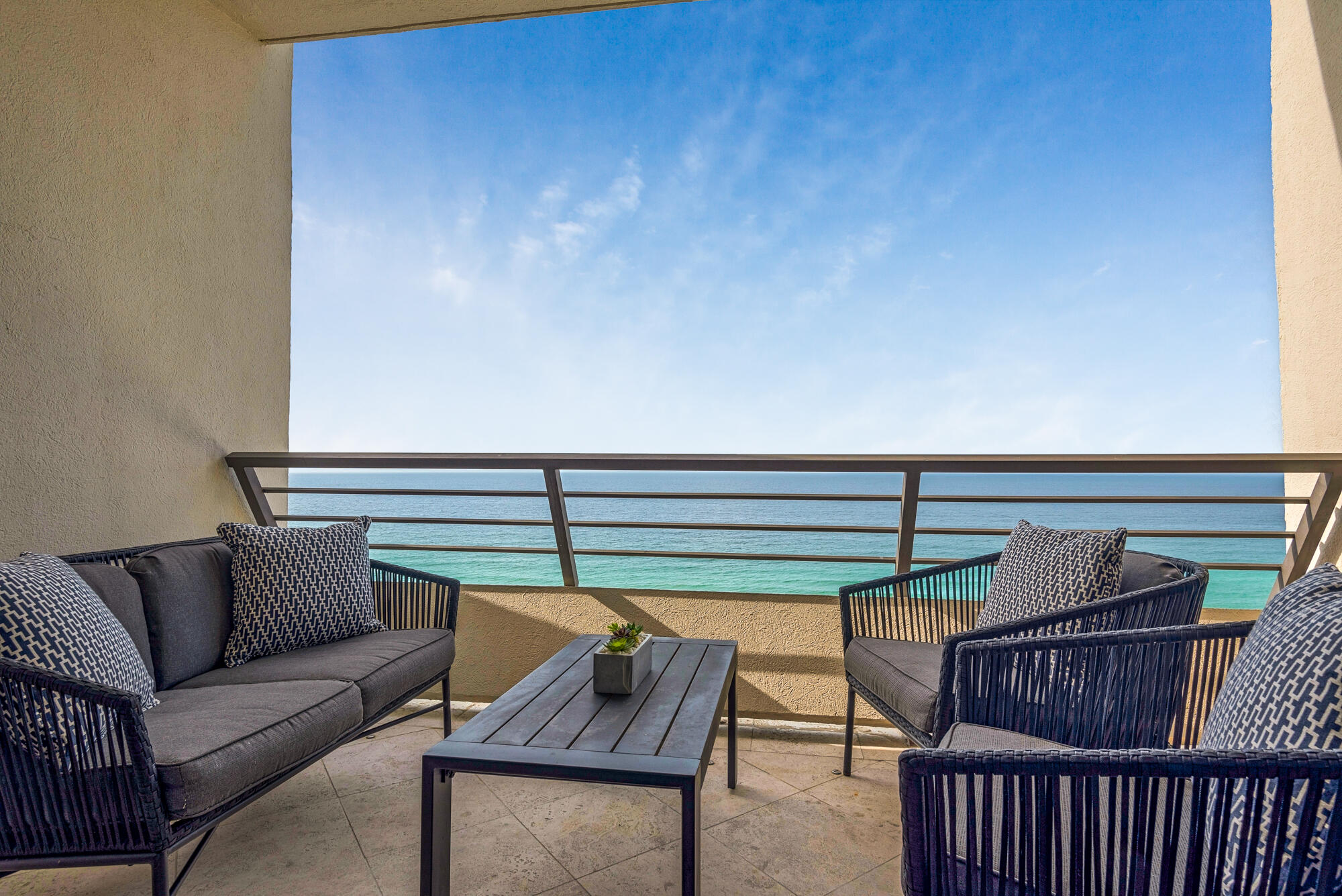 EMERALD TOWERS CONDO - Residential