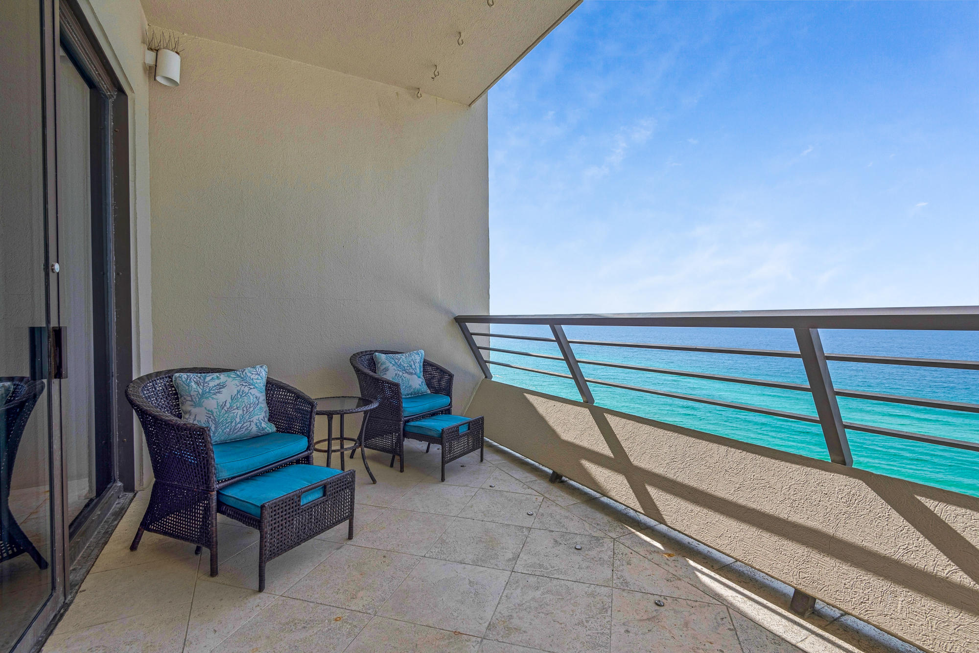 EMERALD TOWERS CONDO - Residential