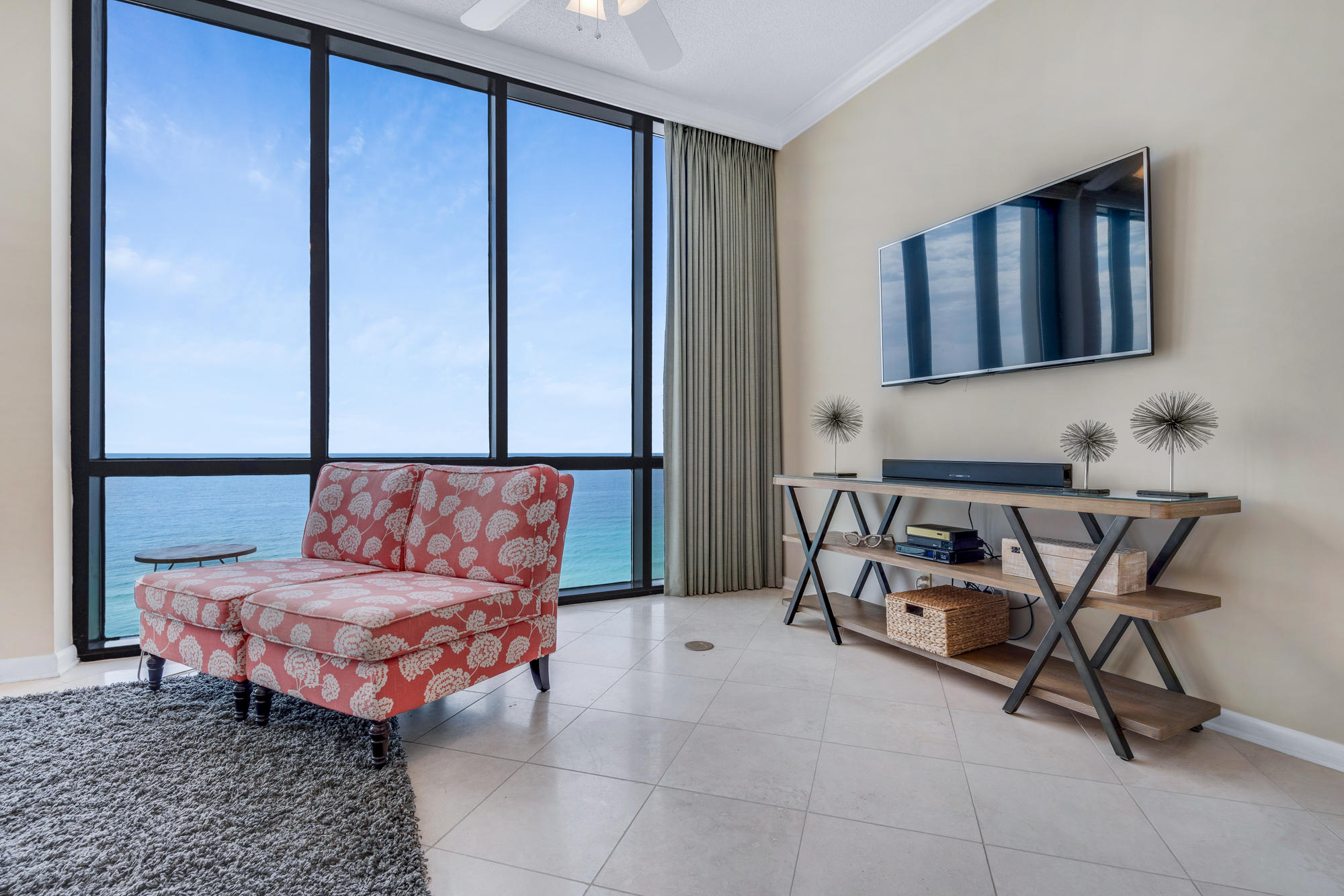 EMERALD TOWERS CONDO - Residential