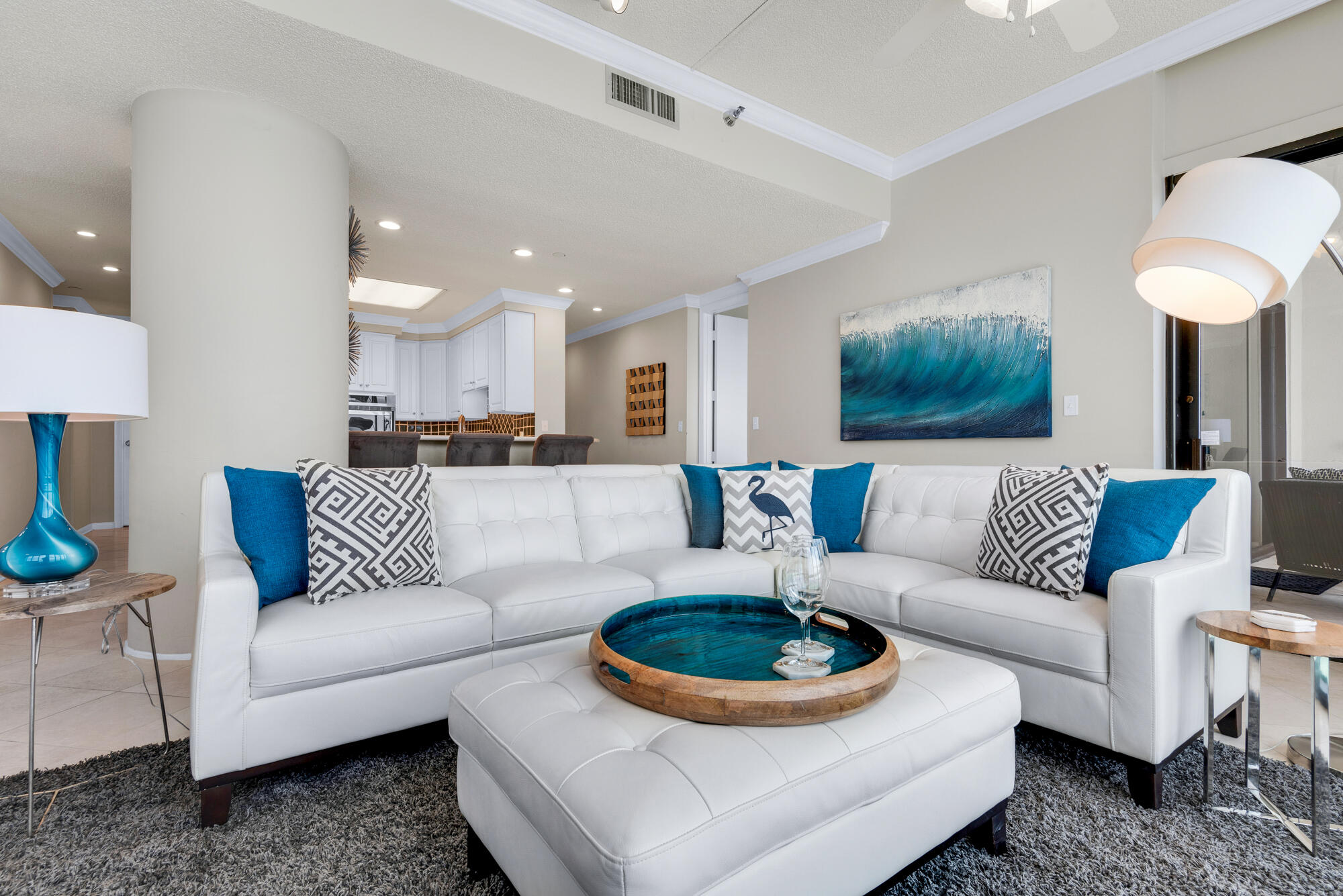 EMERALD TOWERS CONDO - Residential