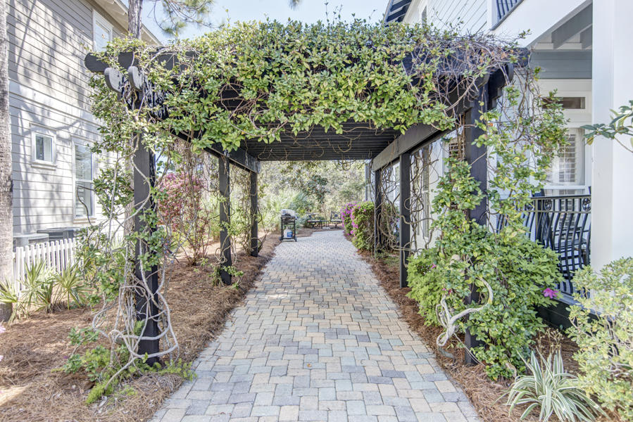 SEACREST BEACH - Residential