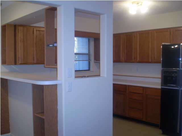 PORT DIXIE - Residential Lease