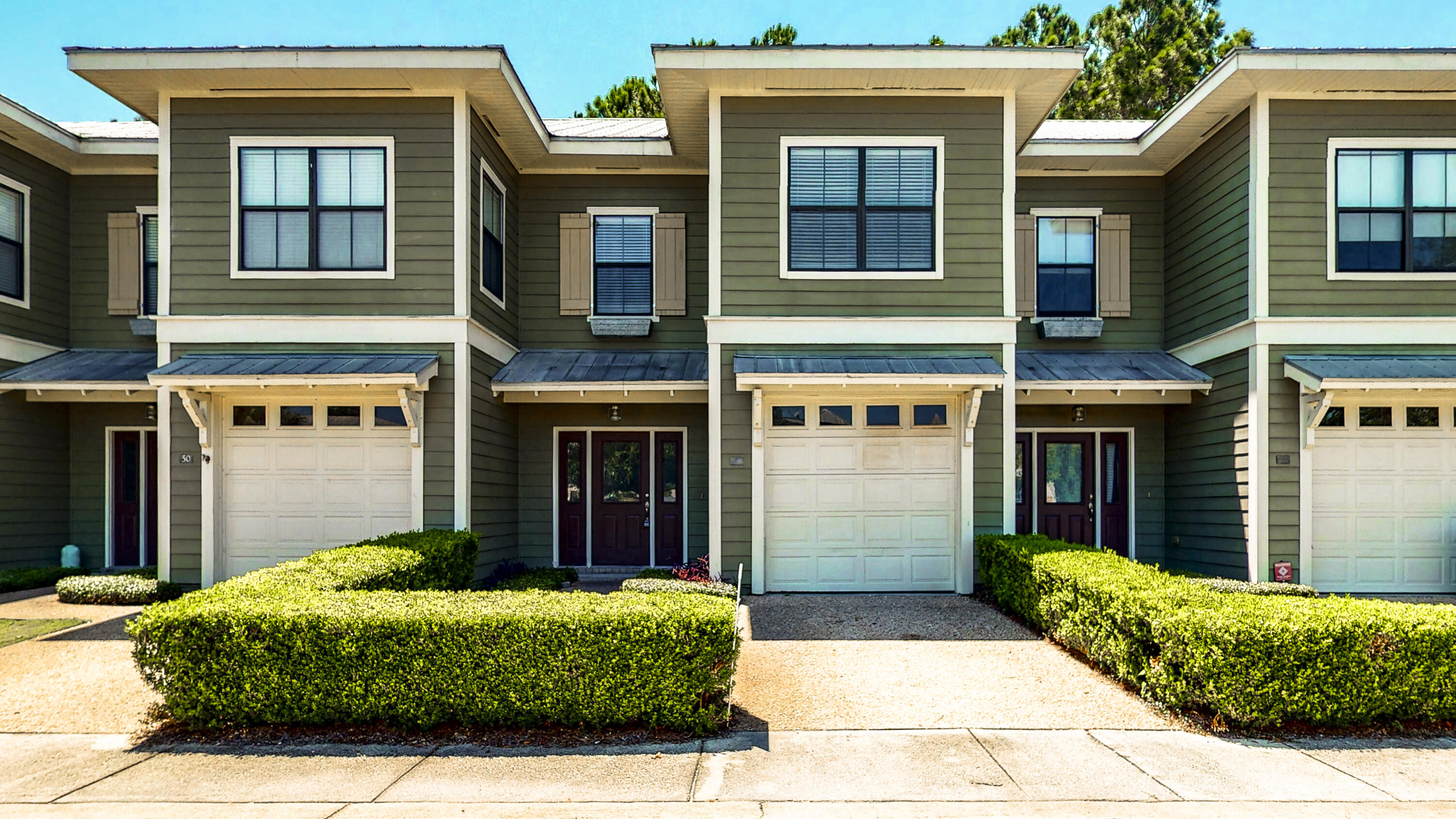 SOUTH HAVEN TOWNHOMES - Residential Lease
