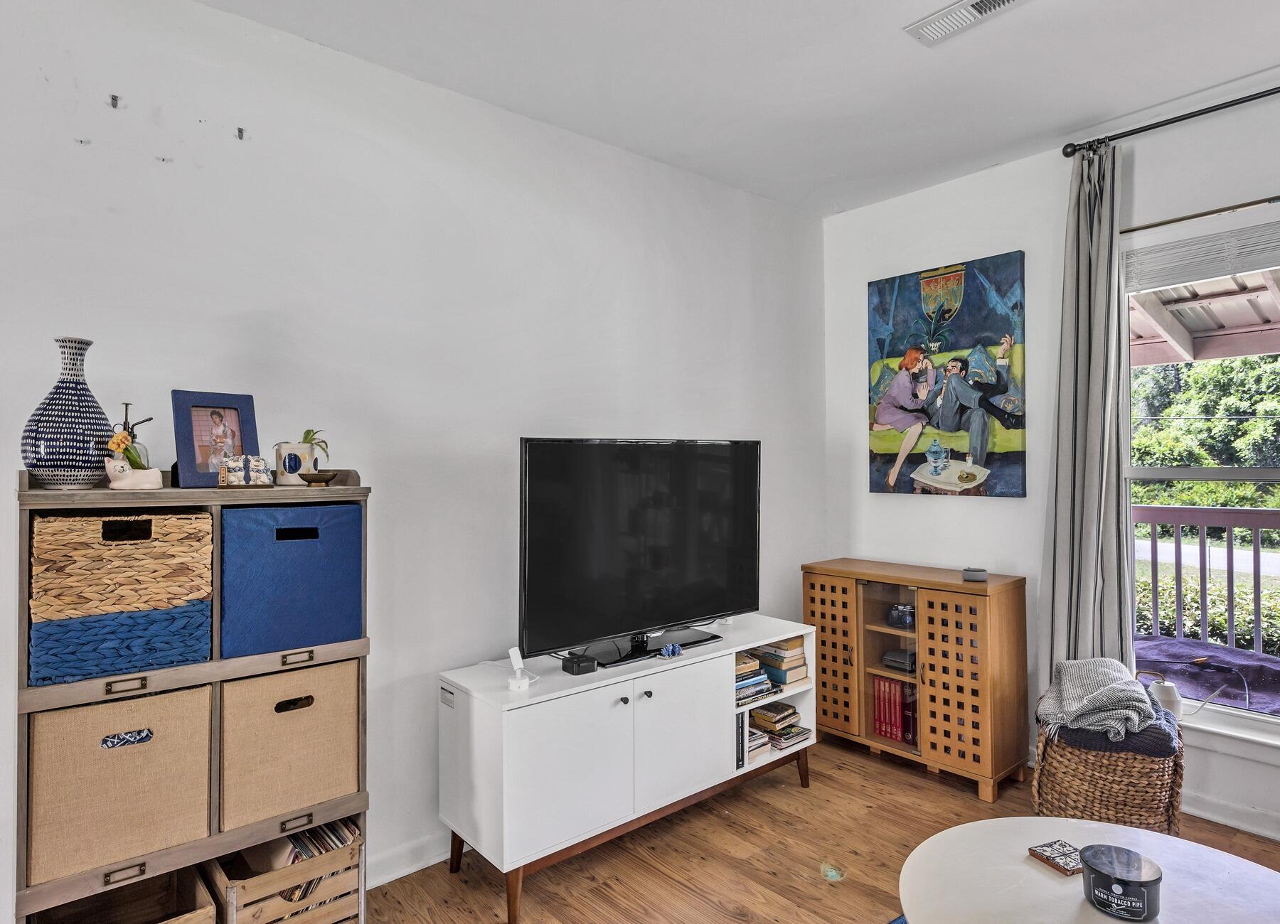 OAKCREST F & G PLAT 5 - Residential Lease