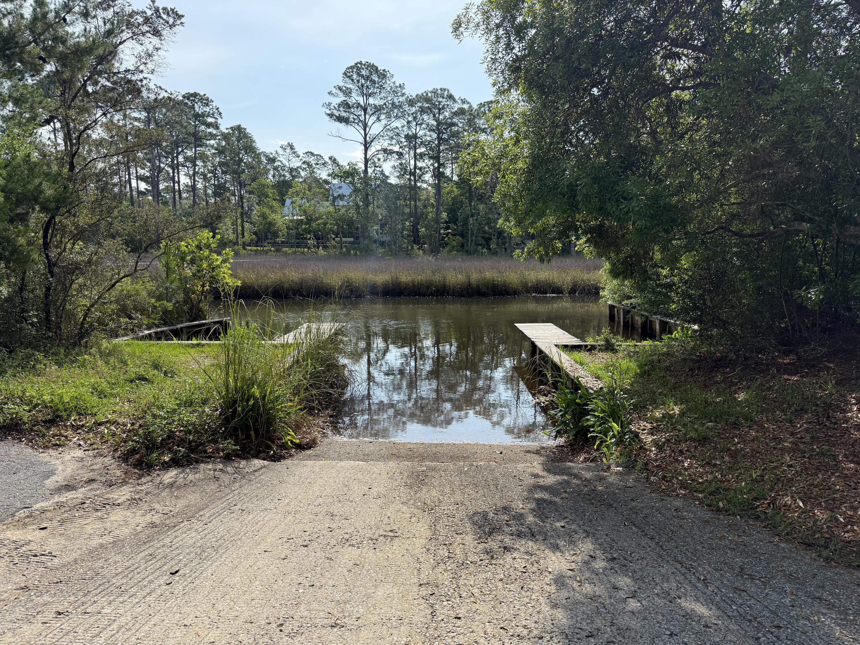 MAGNOLIA BEACH - Land