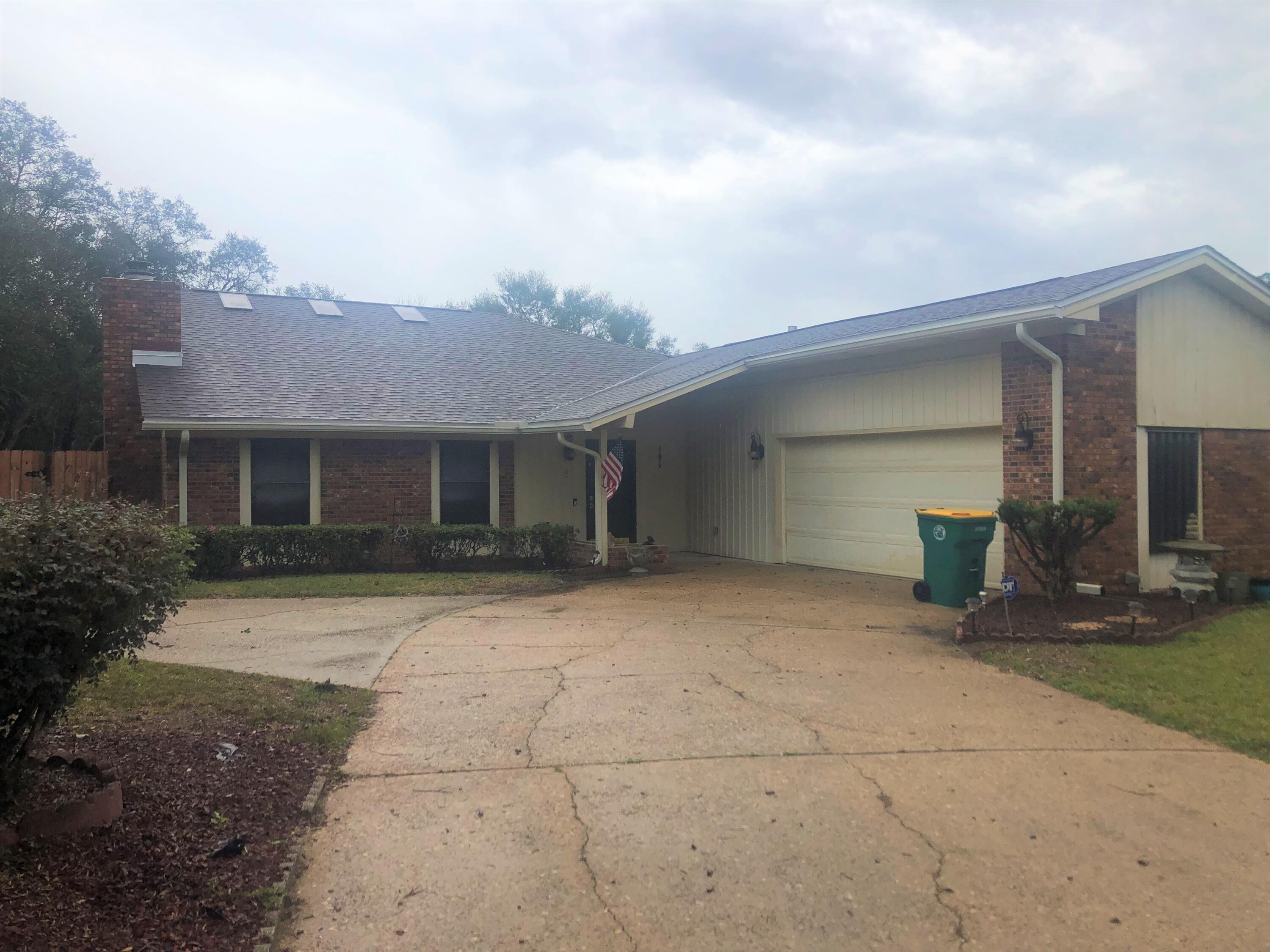 LAKE LORRAINE ESTATES 3 - Residential Lease