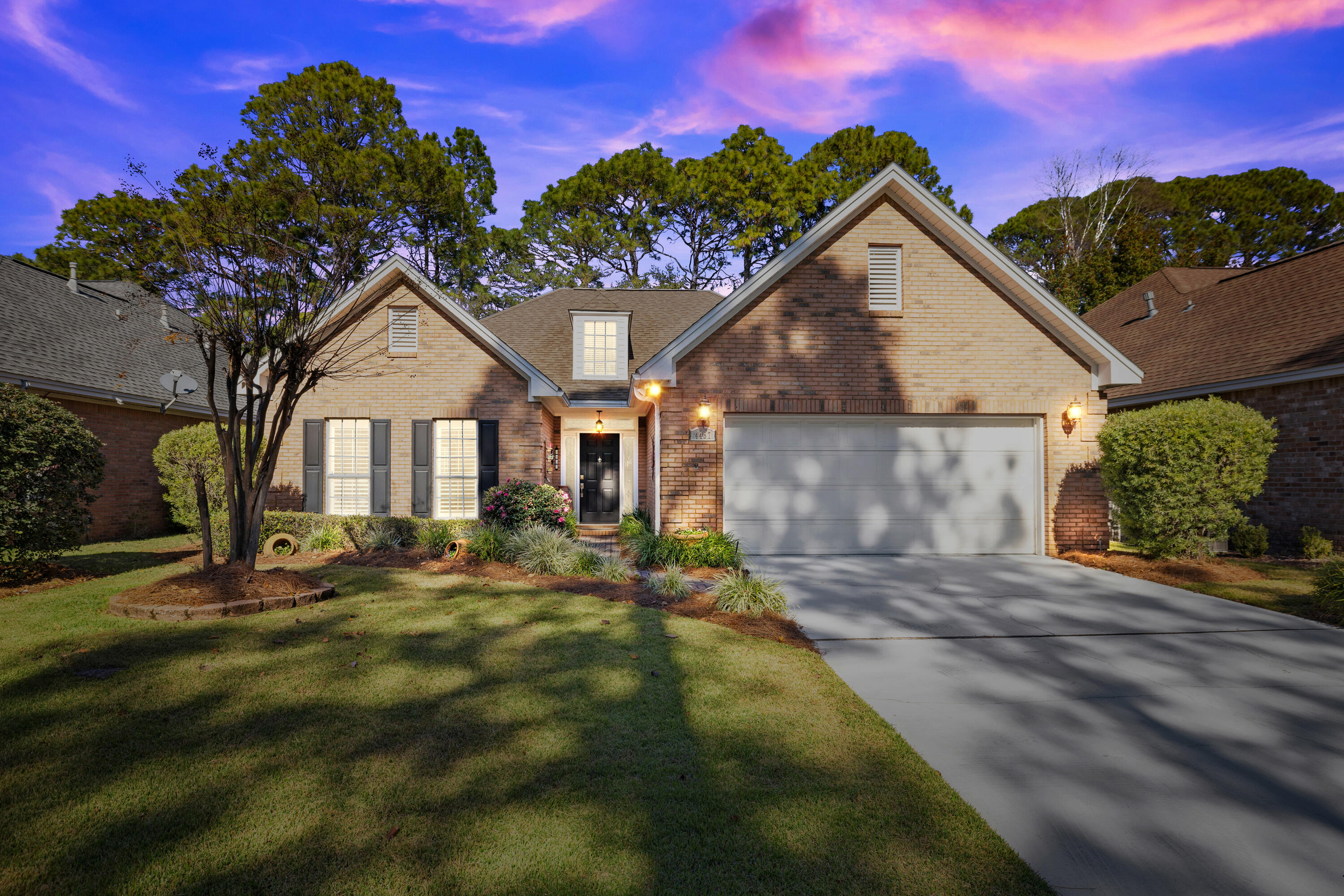 TURNBERRY PLACE - Residential