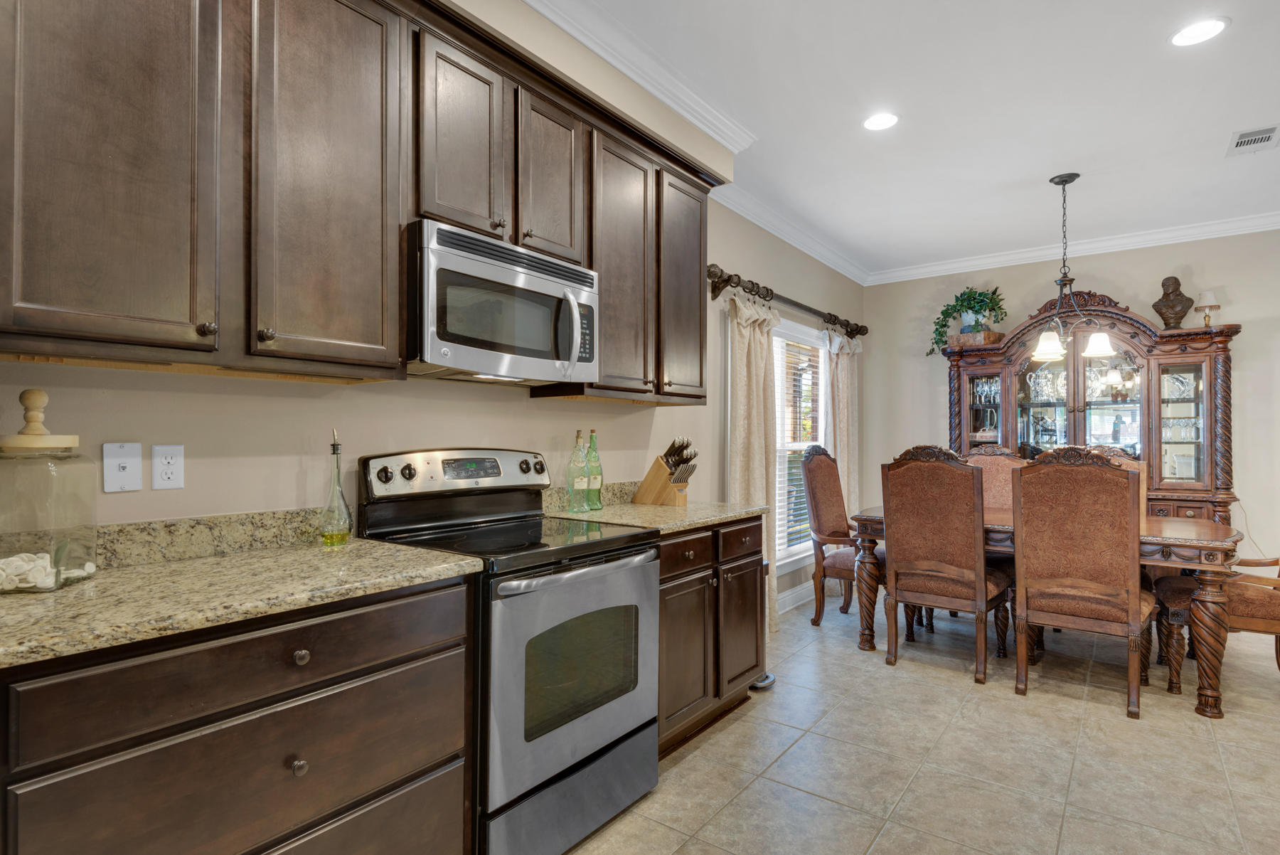 ARROWHEAD - Residential
