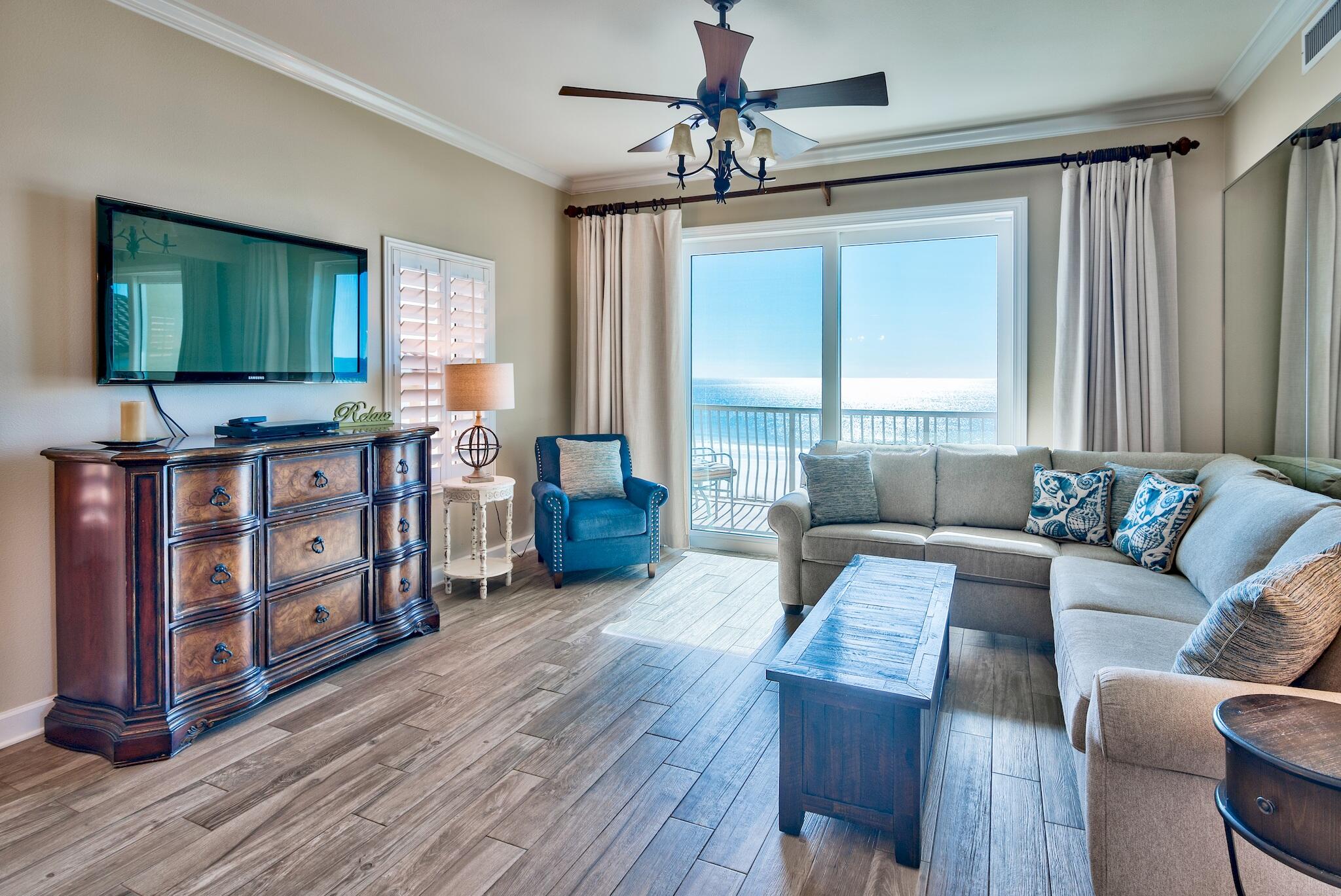 BEACH RETREAT - Residential