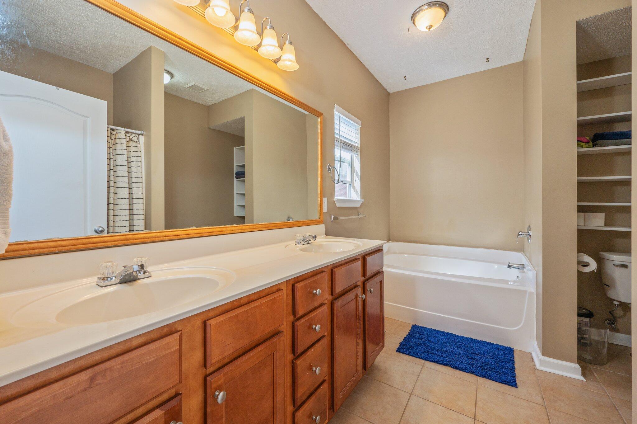 LAKE SILVER 1ST ADDN - Residential