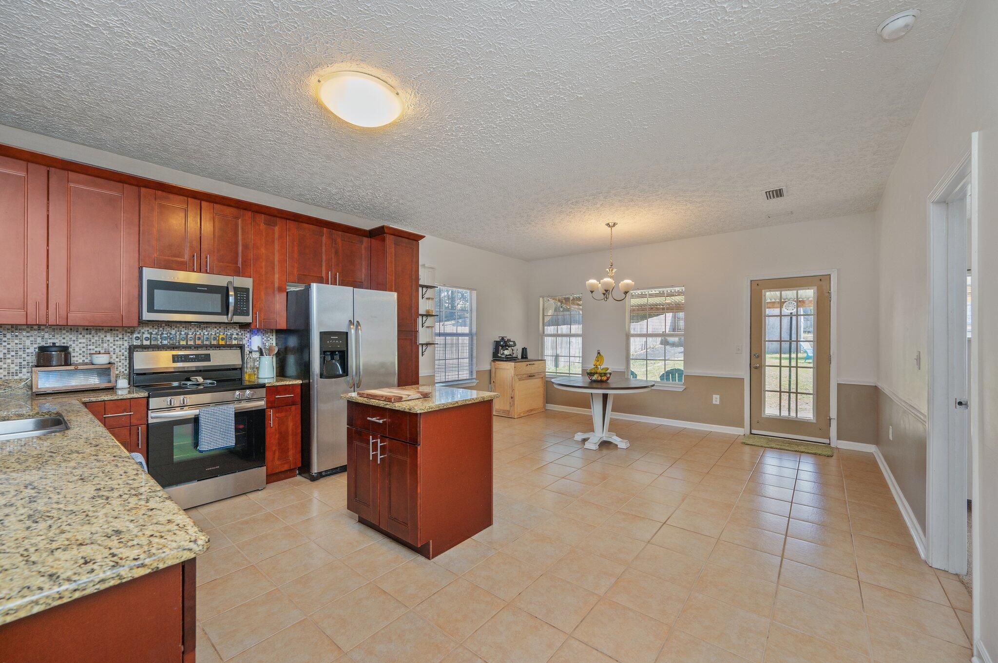 LAKE SILVER 1ST ADDN - Residential