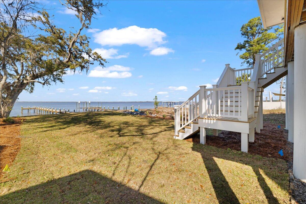 MAGNOLIA BEACH - Residential