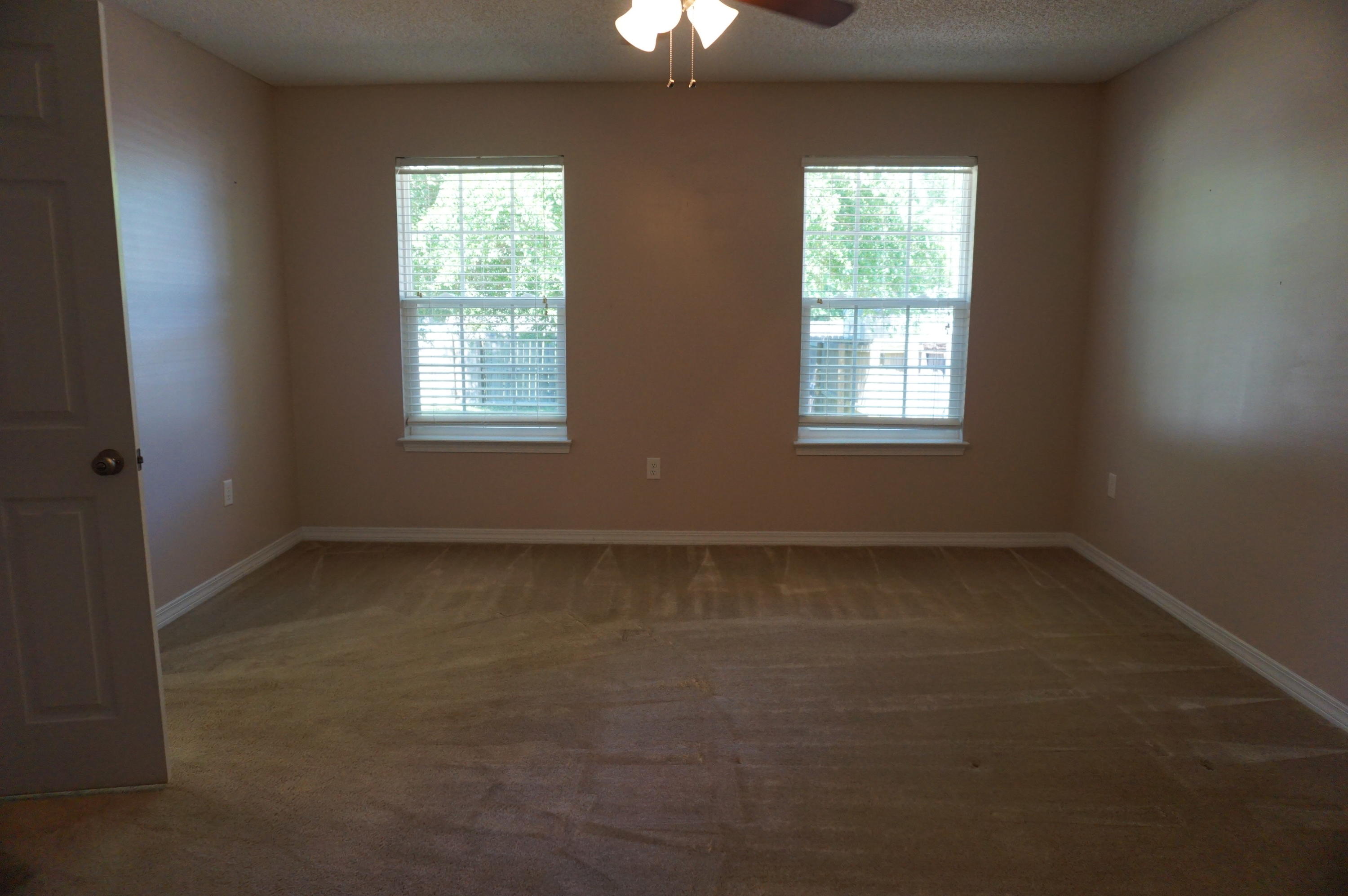 HIDDEN SPRINGS - Residential Lease