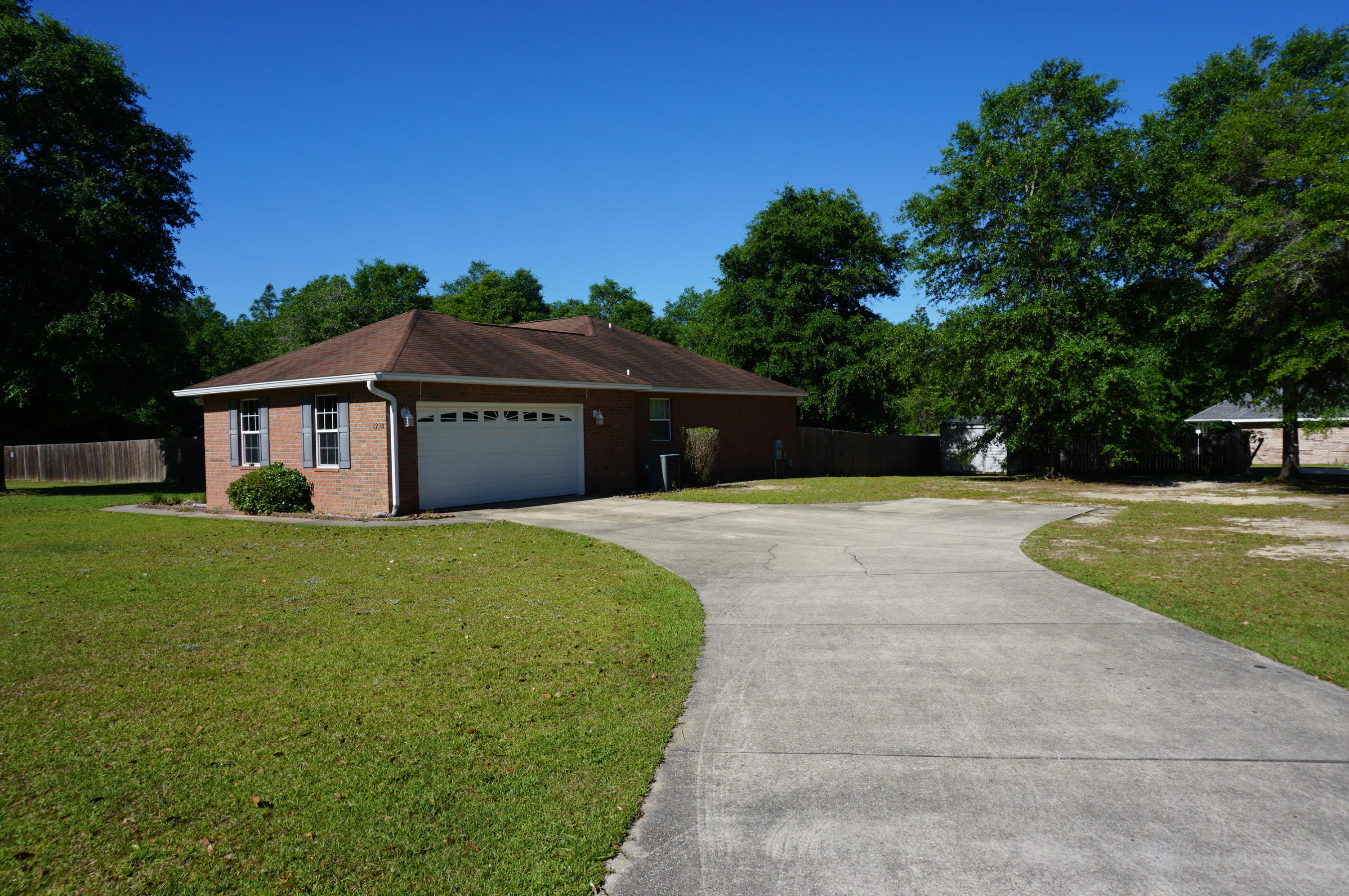 HIDDEN SPRINGS - Residential Lease