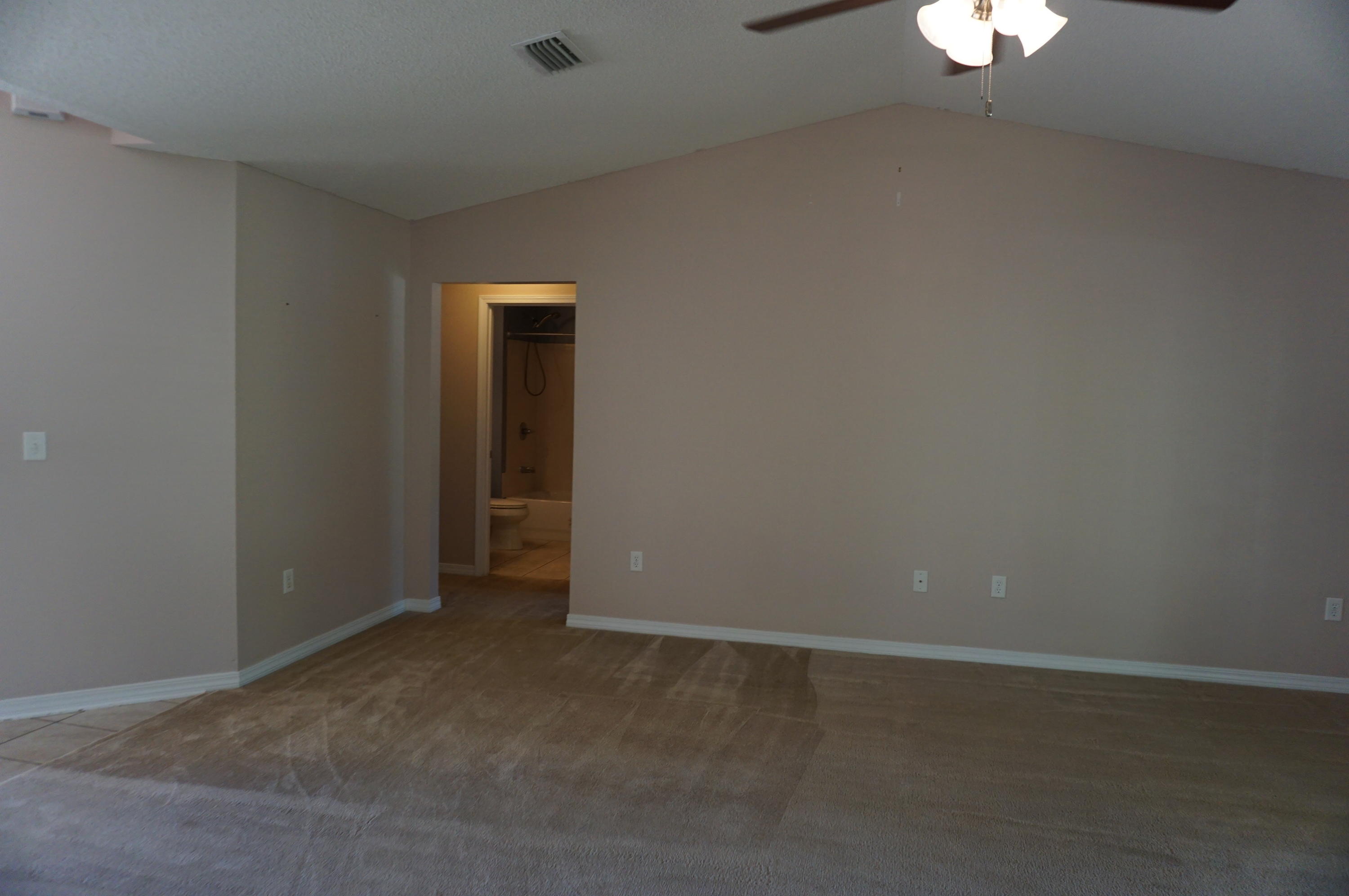 HIDDEN SPRINGS - Residential Lease