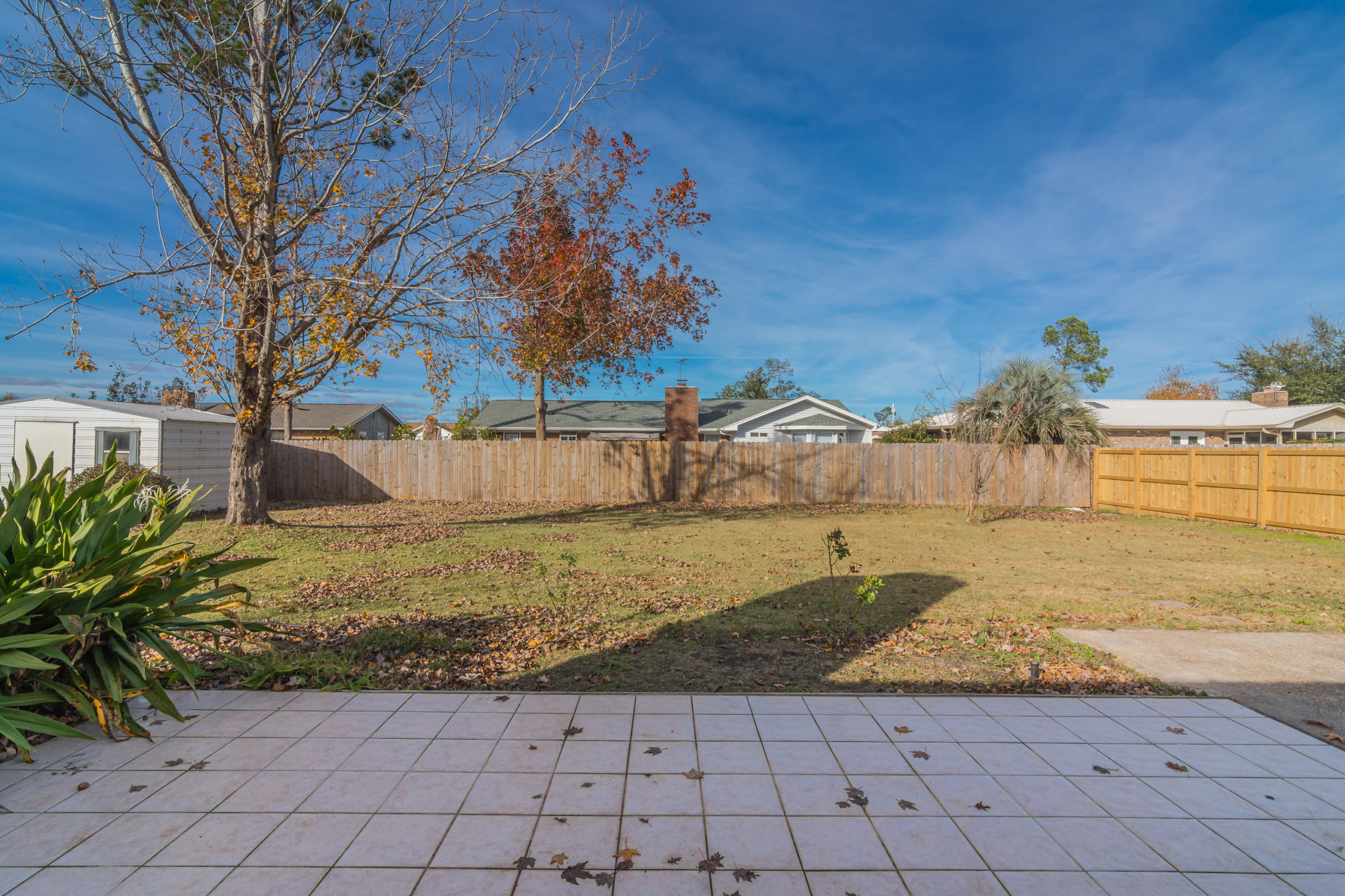 BELAIRE ESTATES - Residential