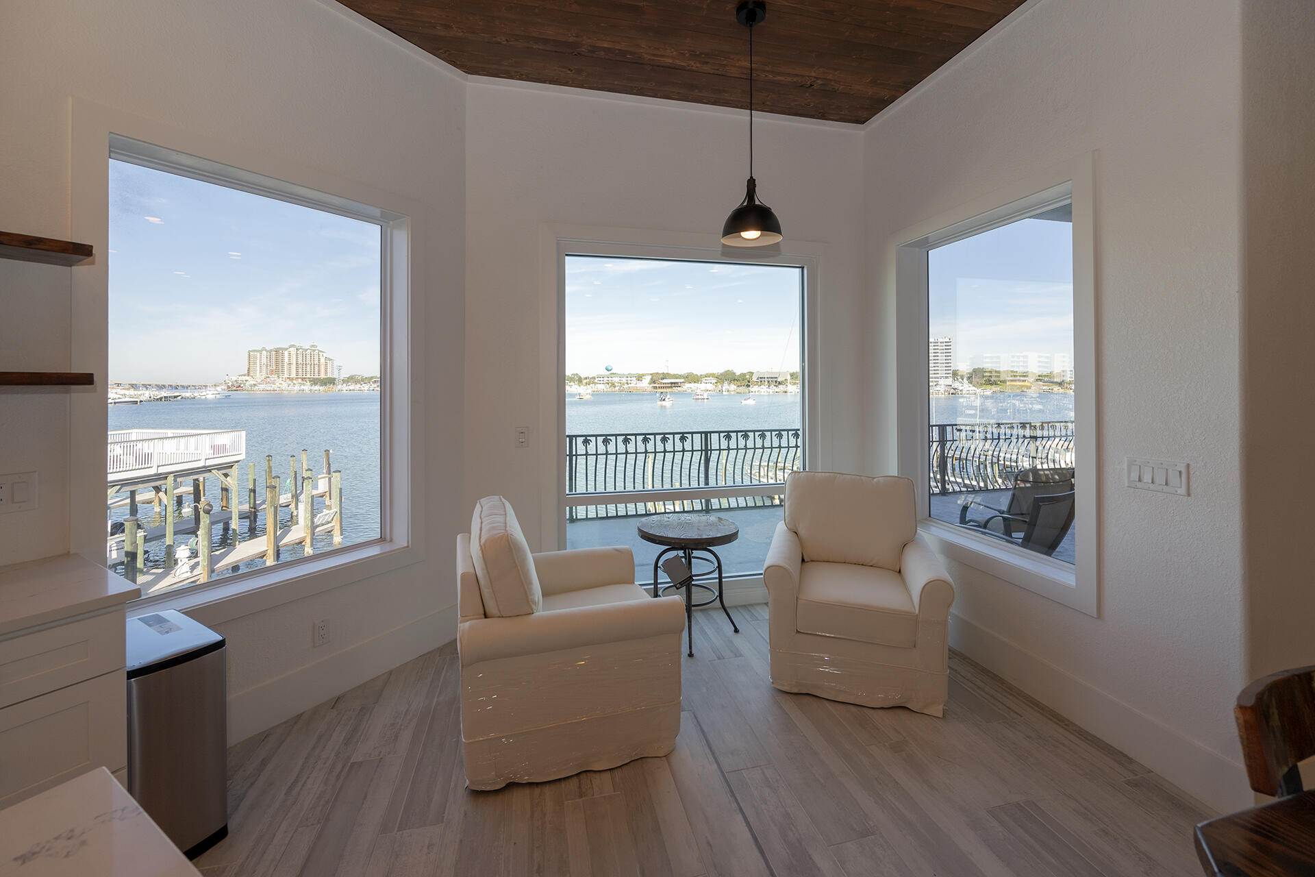 HOLIDAY ISLE - Residential