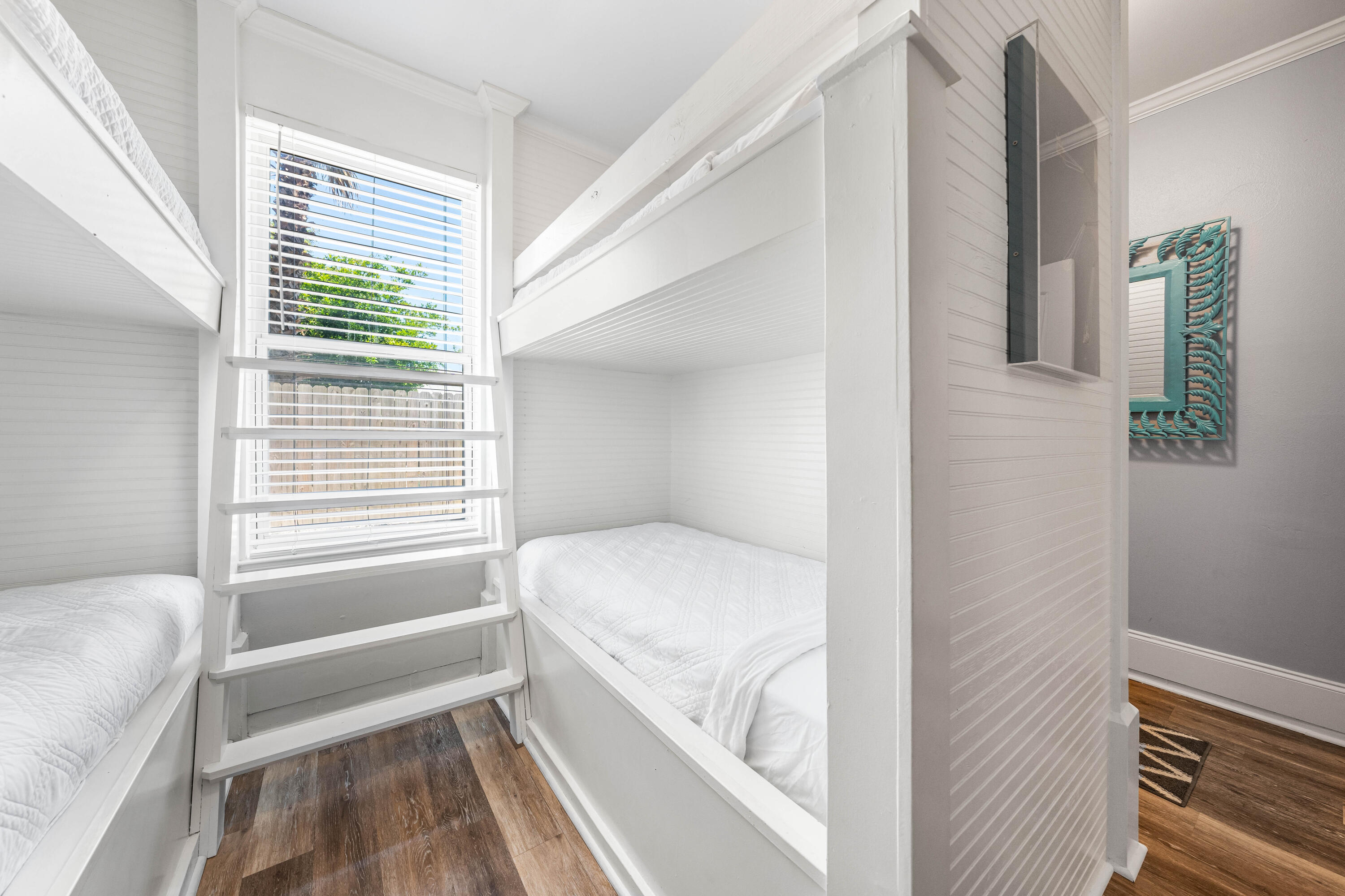 FRANGISTA BEACH 1ST ADDN - Residential