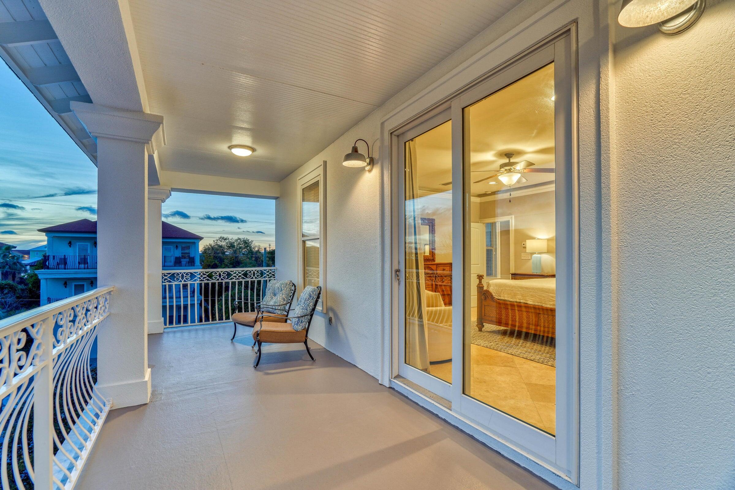 FRANGISTA BEACH 1ST ADDN - Residential
