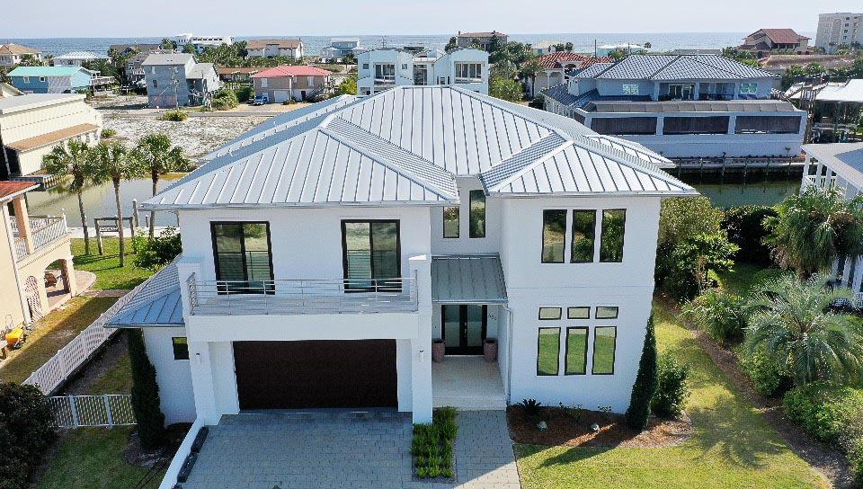 HOLIDAY ISLE - Residential