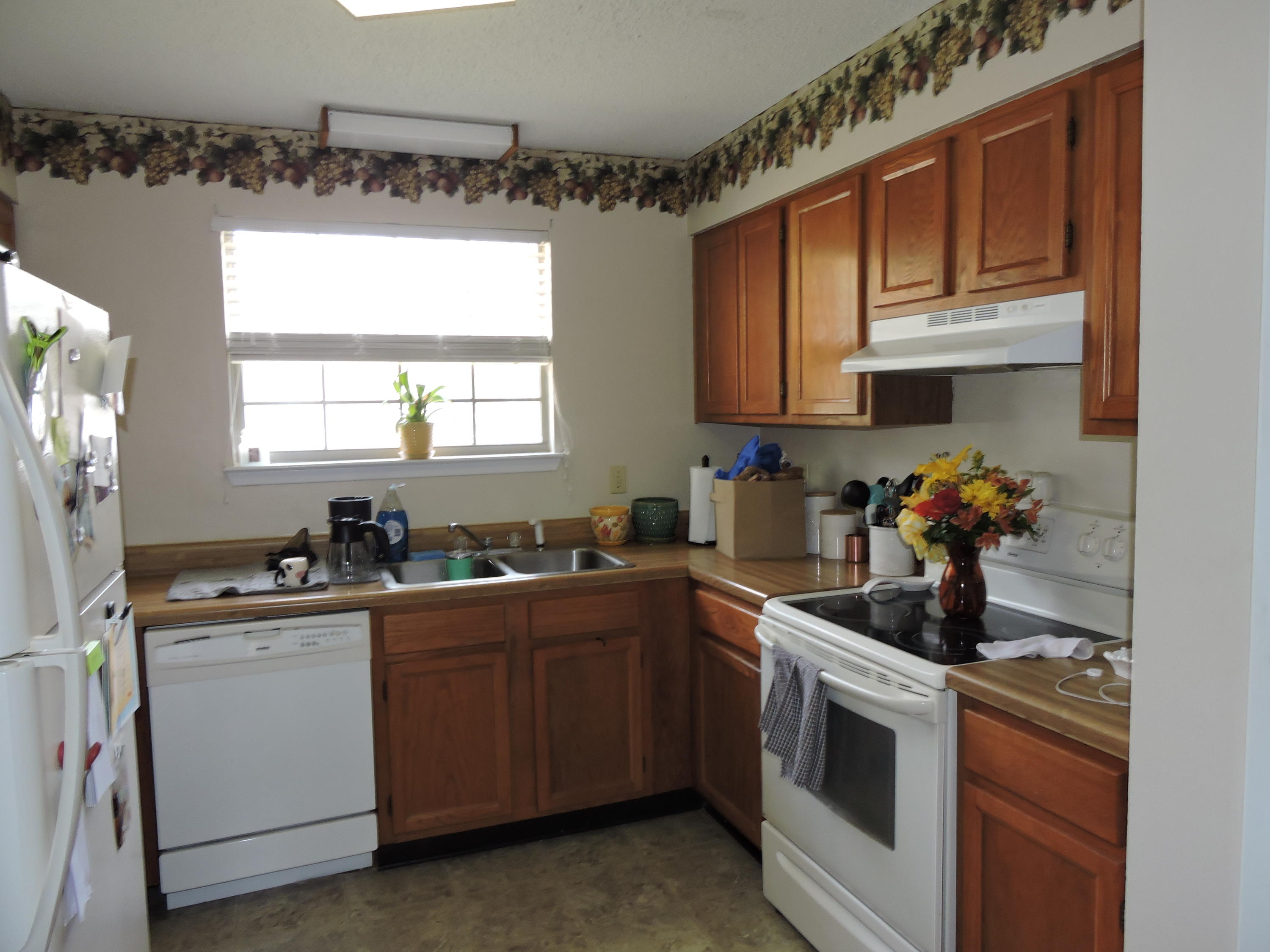 OAKDALE MINI FARMS - Residential Lease