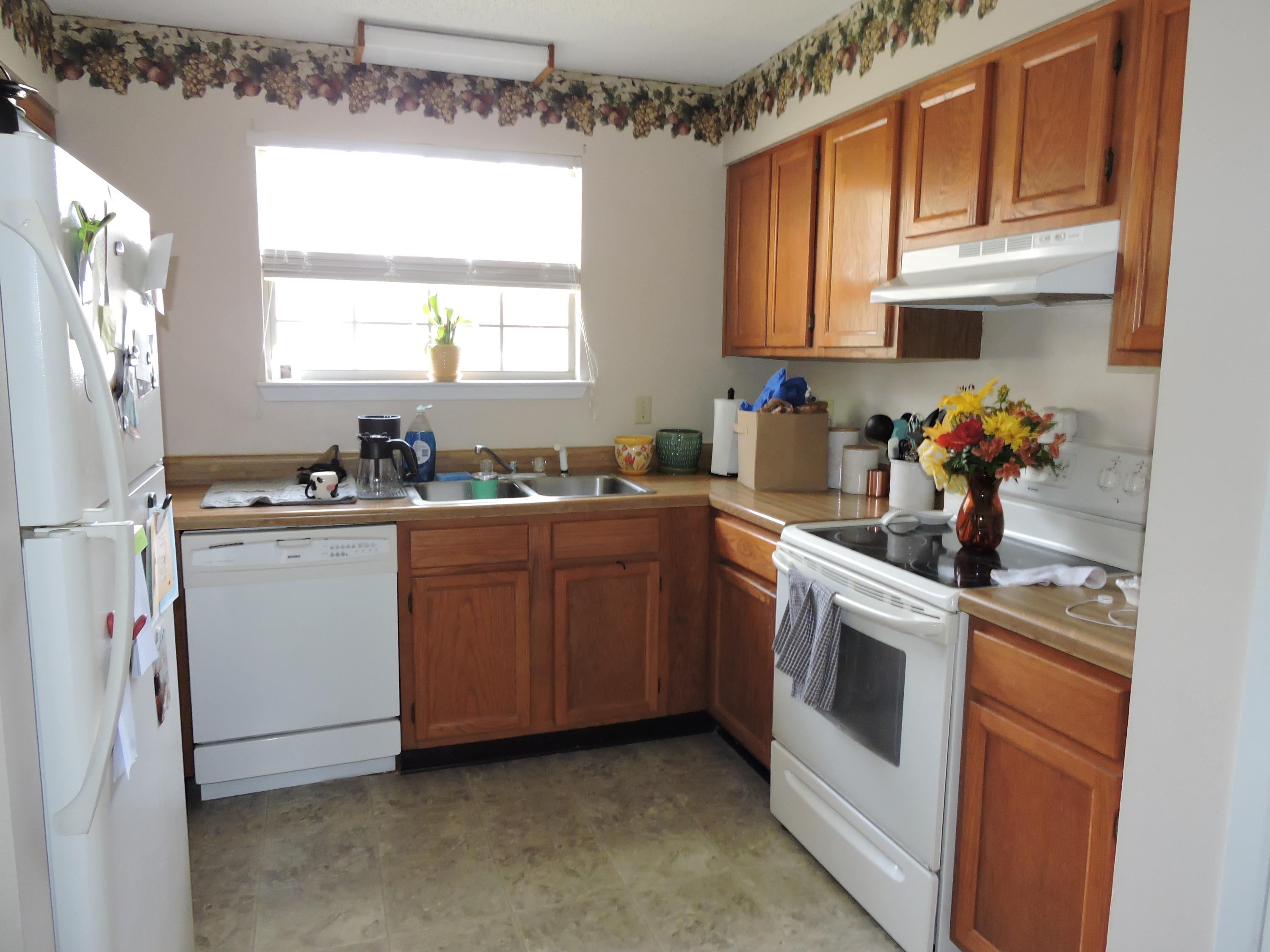 OAKDALE MINI FARMS - Residential Lease