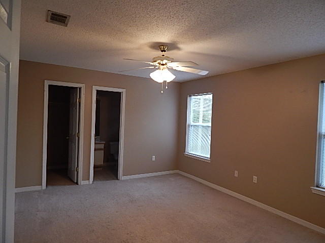 OAKDALE MINI FARMS RESUB BLK 18 - Residential Lease
