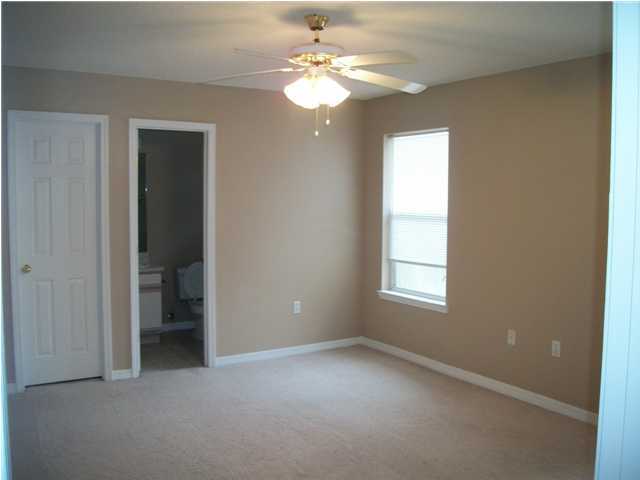 OAKDALE MINI FARMS RESUB BLK 18 - Residential Lease