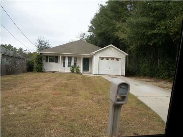 CURRENLTY OCCUPIED AND WILL BE AVAILABLE FOR MOVE IN 11-18-16. COMPLETED APPLICATIONS ARE REQUIRED FOR EACH ADULT BEING ACCEPTED & PROCESSED ON A 1ST COME, 1ST SERVE BASIS. SMOKING PROHIBITED. MEDIUM BREED PET ALLOWED, RESTRICTIONS APPLY.
THIS HOME FEATURES A FAMILY ROOM, FULLY EQUIPPED KITCHEN, DINING AREA, 3 BEDROOMS, 2 FULL BATHROOMS, 1 CAR GARAGE WITH OPENER, LAUNDRY HOOK UPS, FENCED BACK YARD.
FOR MORE INFORMATION, TO SCHEDULE AN APPOINTMENT TO VIEW THIS HOME, AND TO APPLY ONLINE, PLEASE VISIT OUR WEBSITE AT WWW.PROPERTYFRAMEWORKS.COM/PENSACOLA