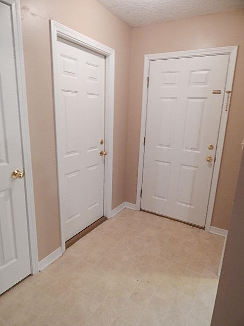 OAKDALE MINI FARMS RESUB BLK 18 - Residential Lease