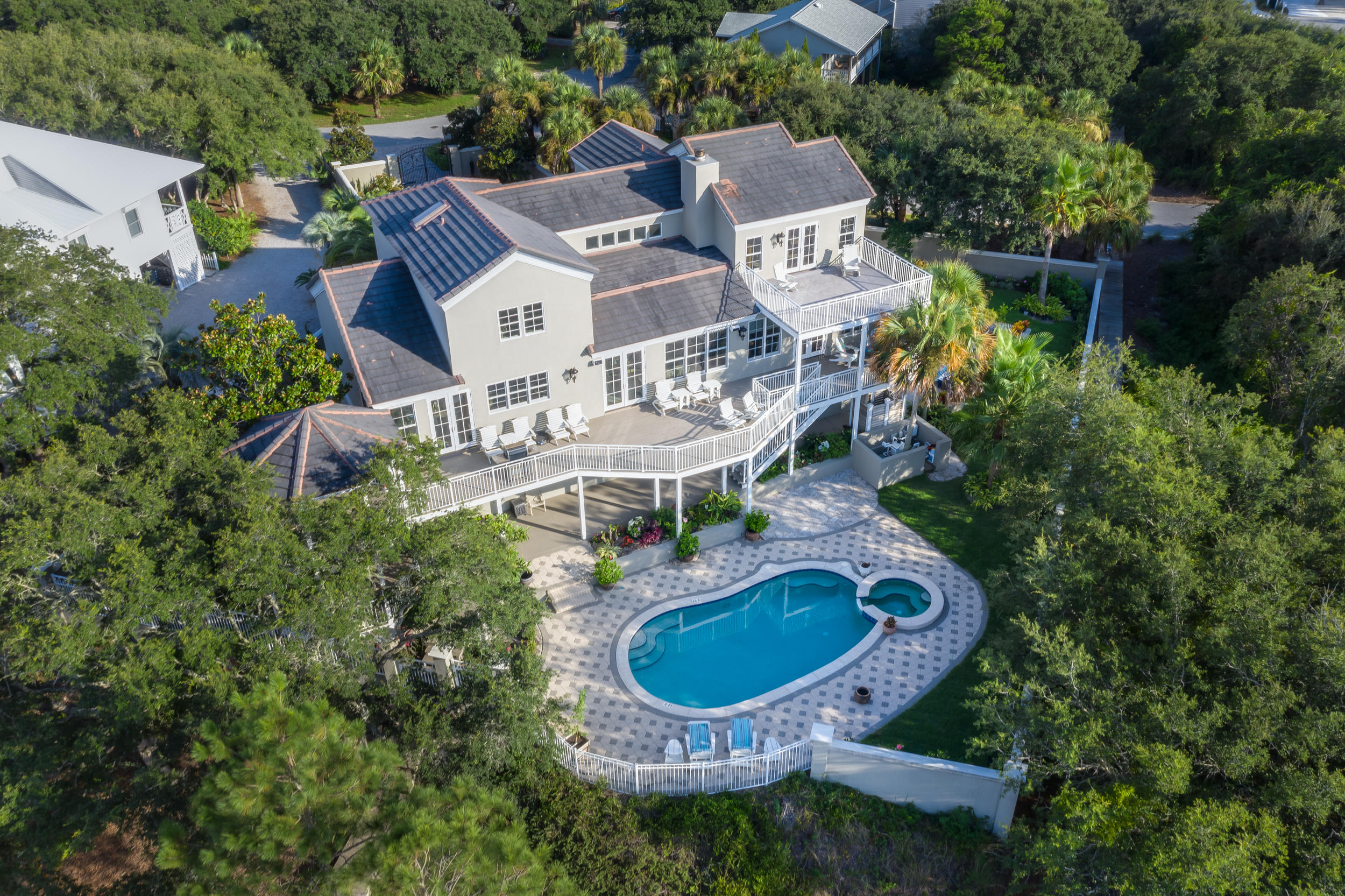 CAMP CREEK LAKE - Residential