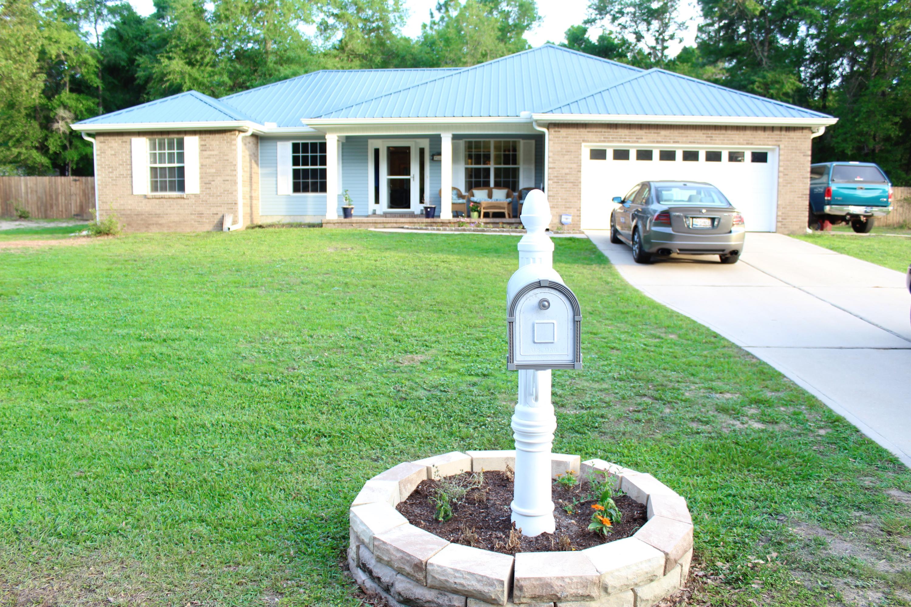 HIDDEN SPRINGS - Residential Lease