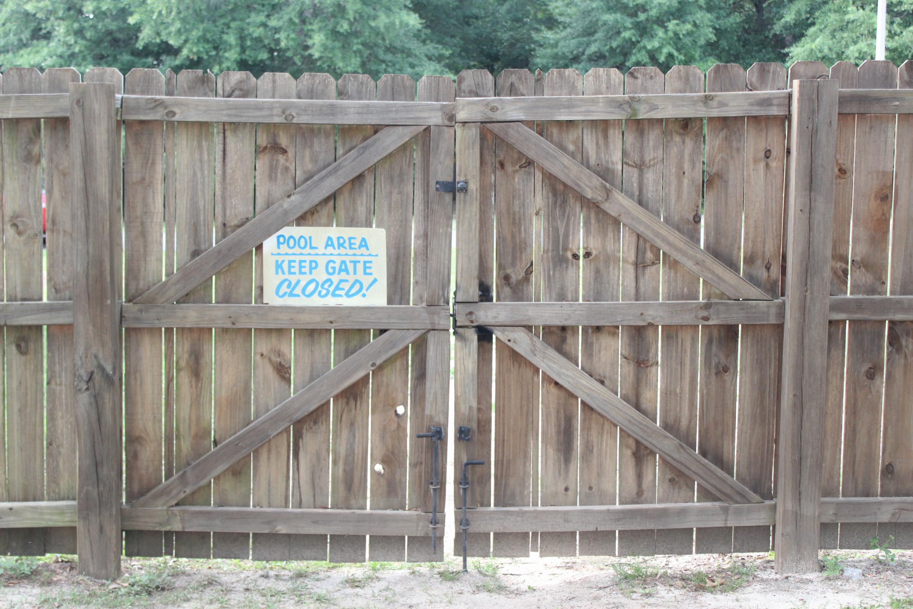 HIDDEN SPRINGS - Residential Lease