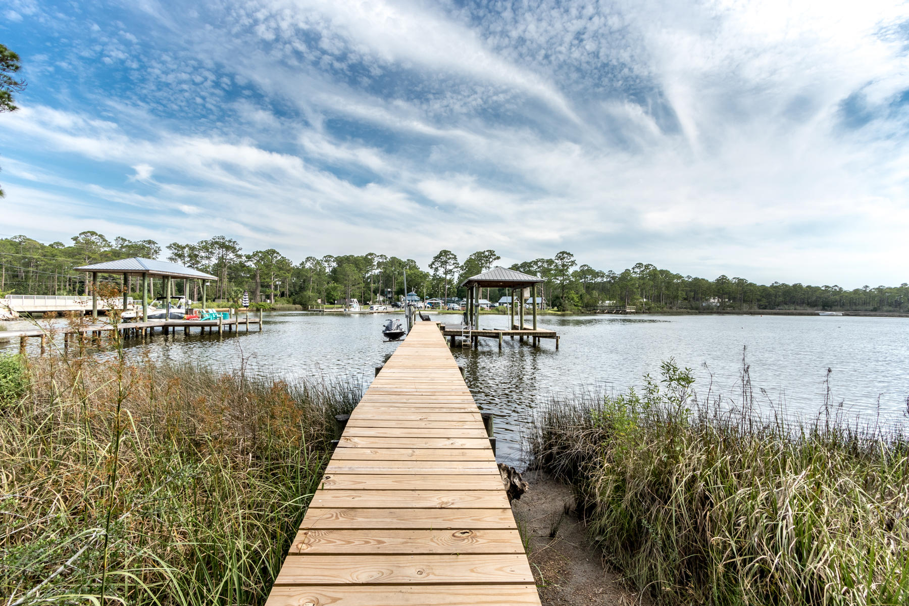CESSNA LANDING - Residential