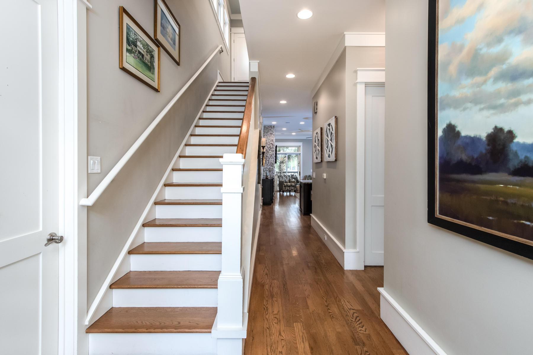 CESSNA LANDING - Residential