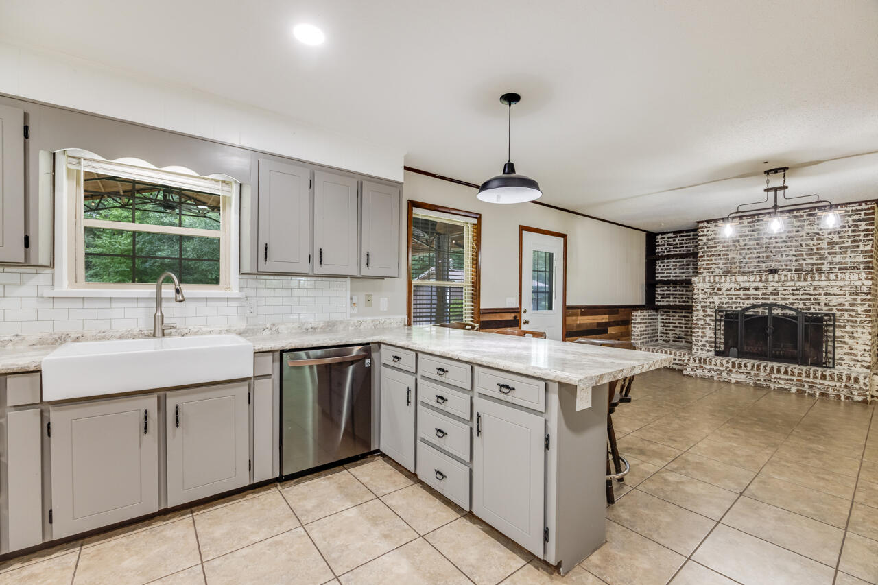 BAKER - Residential