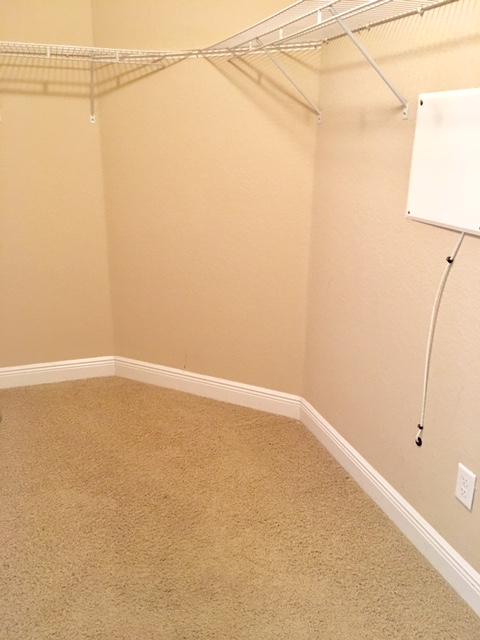 FOX VALLEY - Residential Lease