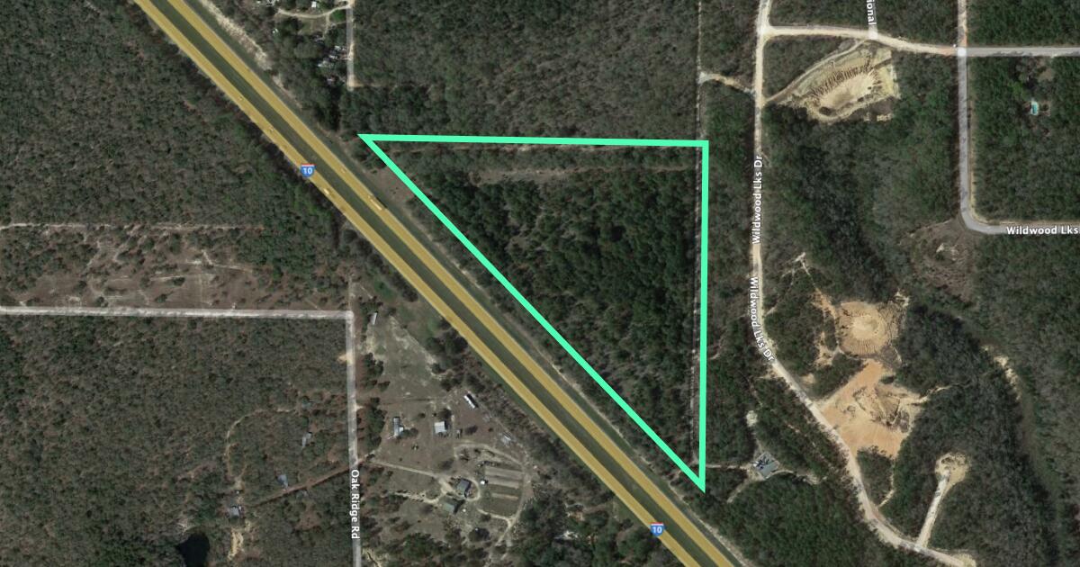 OWNER FINANCING AVAILABLE!     Introducing a remarkable opportunity in Defuniak Springs, FL!  This vacant land spans an impressive 17.9 acres and offers endless possibilities for your dream property. Located in a tranquil and private setting, this wooded lot provides the ideal canvas for your vision. Whether you envision a tranquil retreat, a thriving homestead, or a recreational haven, this land can accommodate it all. Imagine the freedom to bring your RV, mobile home, or tiny home to create your own personal oasis. As an added bonus, owner financing is available, making this dream within reach. Don't miss out on this chance to own a piece of paradise in Defuniak Springs. Act now and turn your dreams into reality!