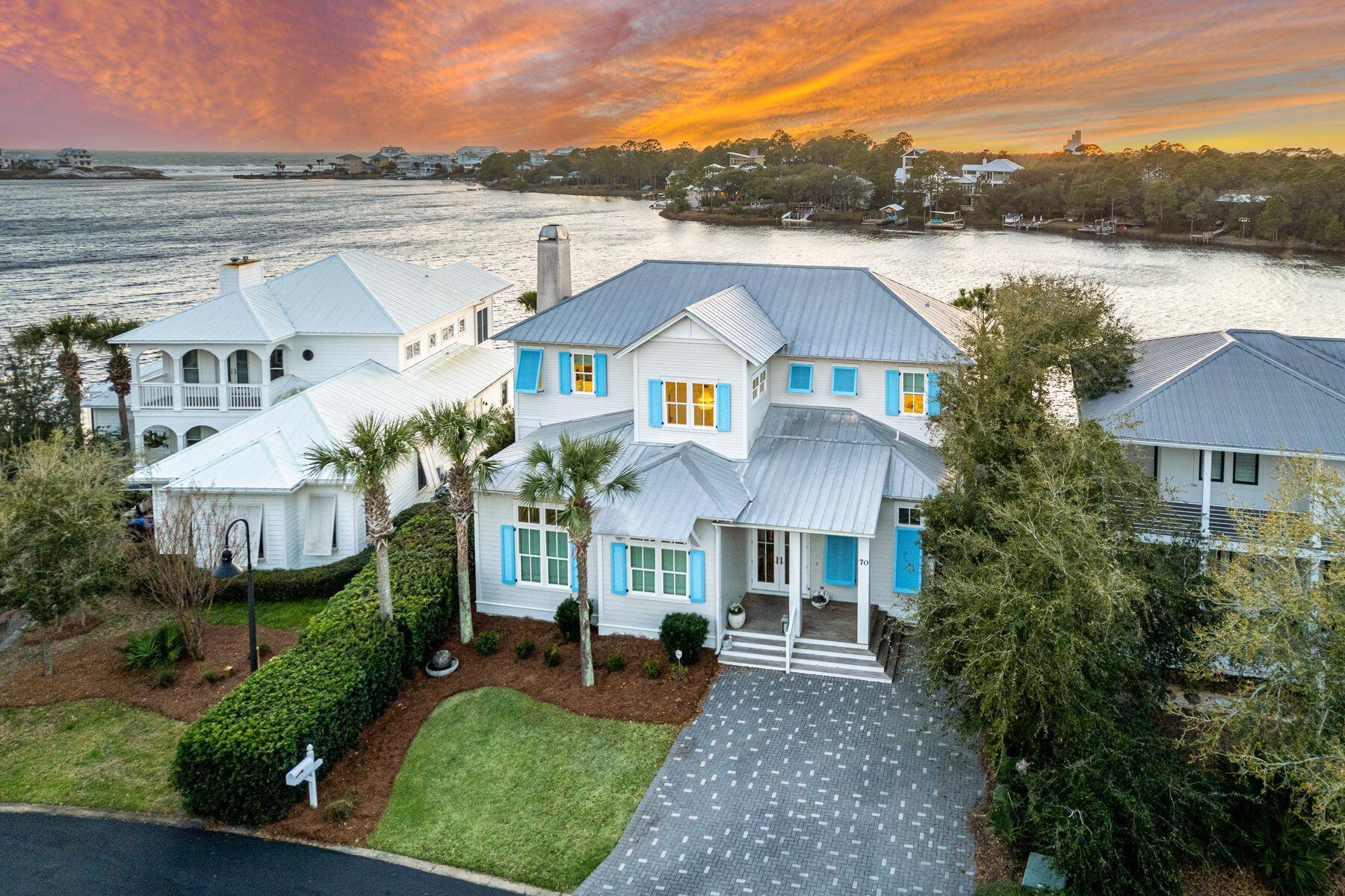 LAKEWOOD POINTE ESTATES - Residential