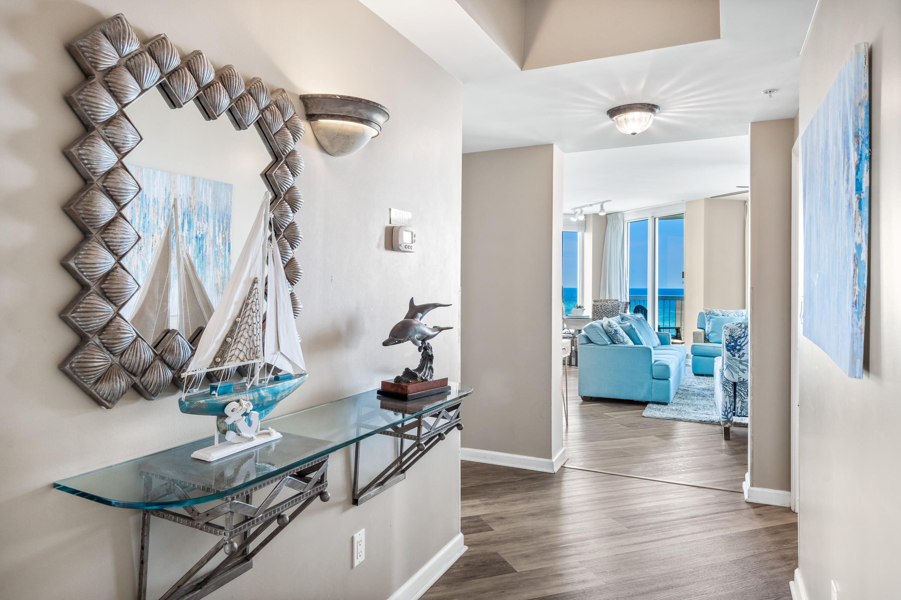 SILVER BEACH TOWERS - Residential