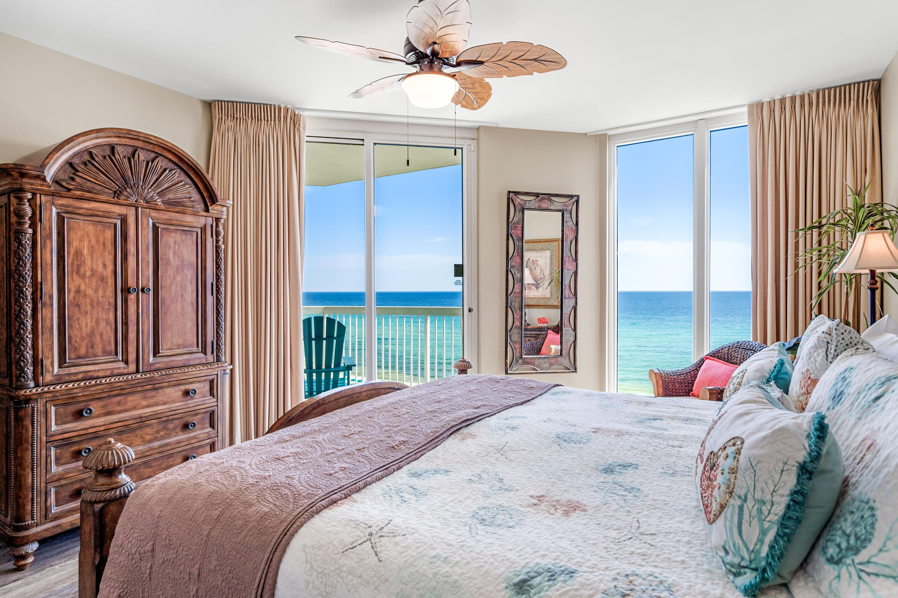SILVER BEACH TOWERS - Residential